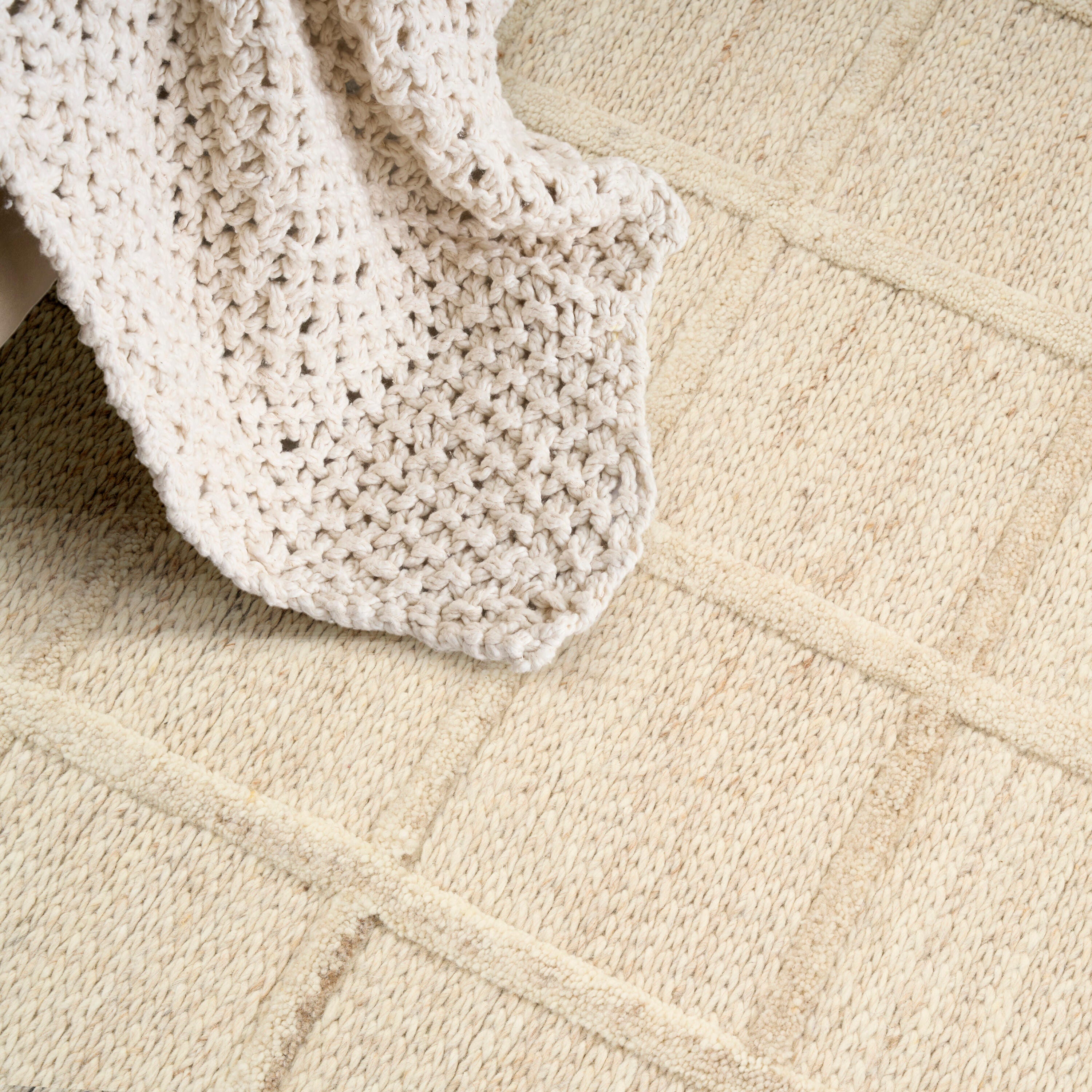 DKNY Geometric  8' x 10' Area Rug, Sand, large