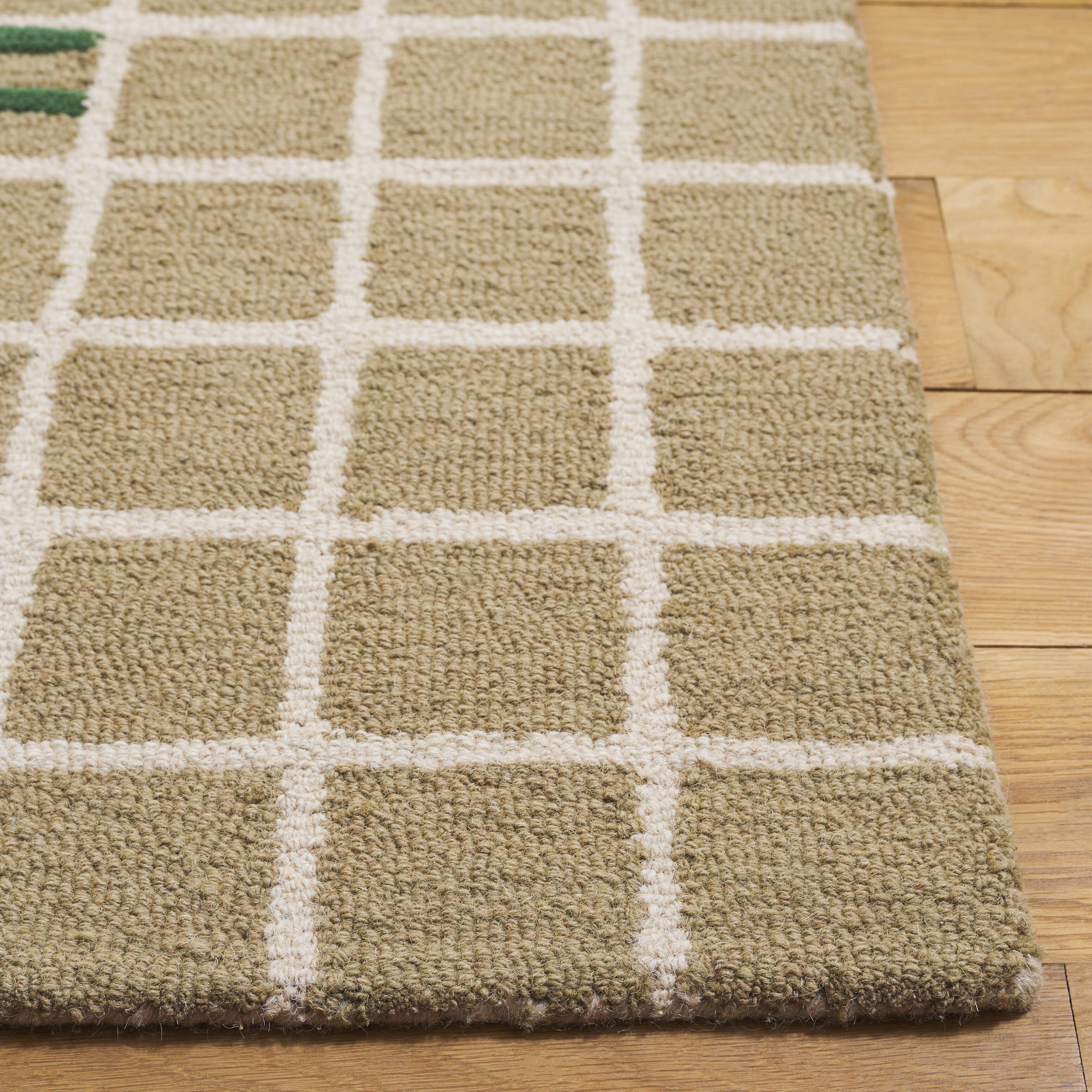 Safavieh Genre 5' x 8' Area Rug, Green/Cream, large
