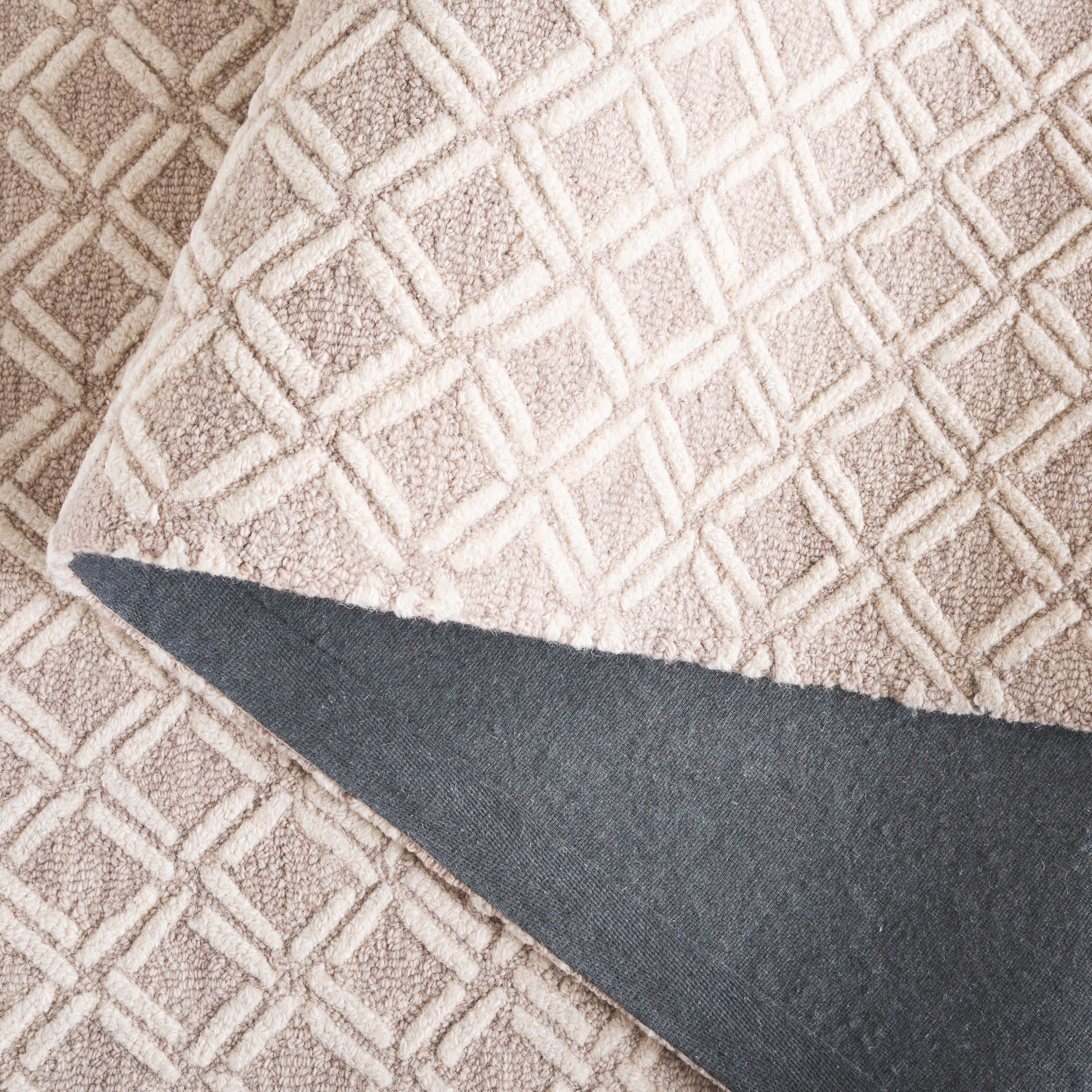 Safavieh Genre 5' x 8' Area Rug, Beige/Ivory, large