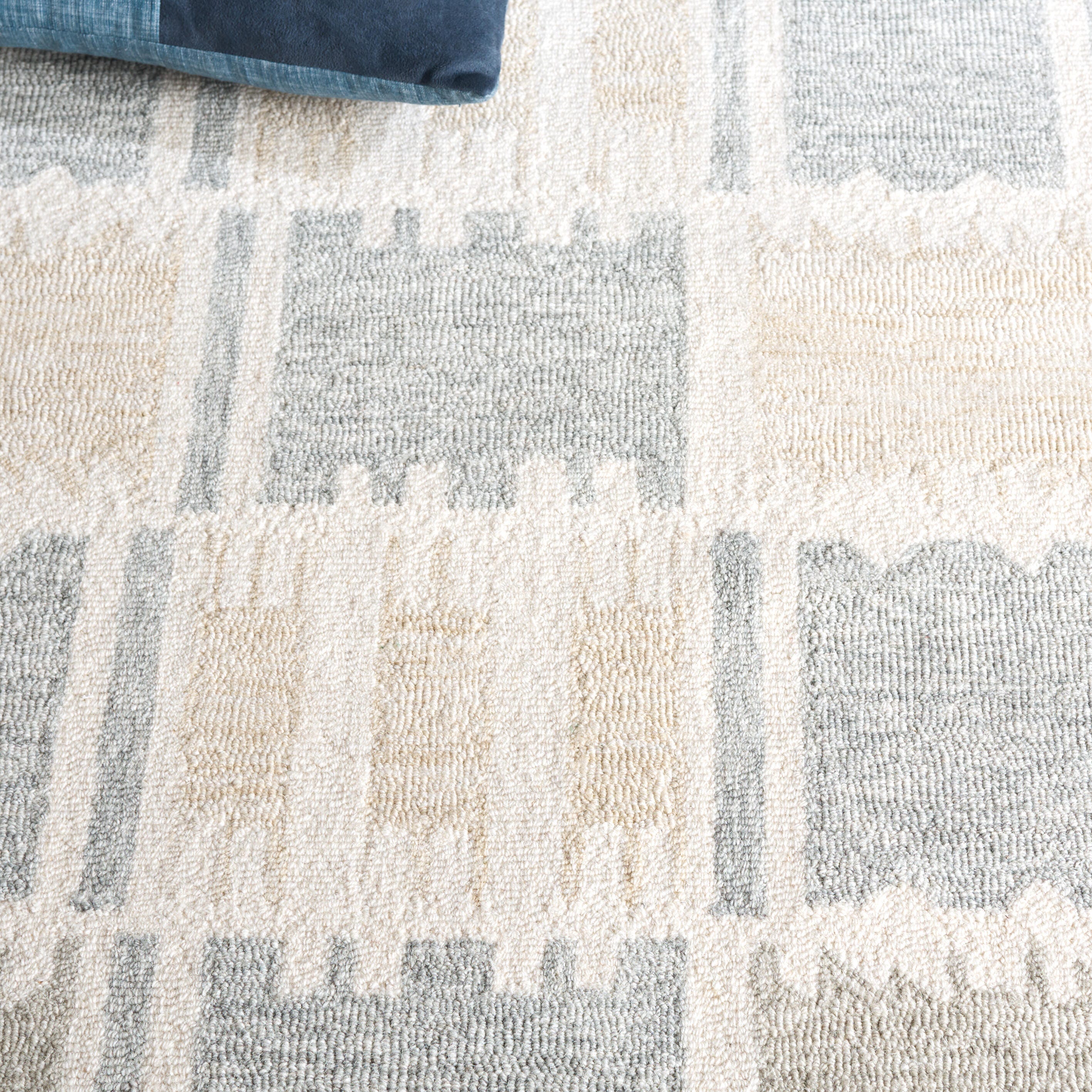 Safavieh Genre 6' x 9' Area Rug, Beige/Gray, large