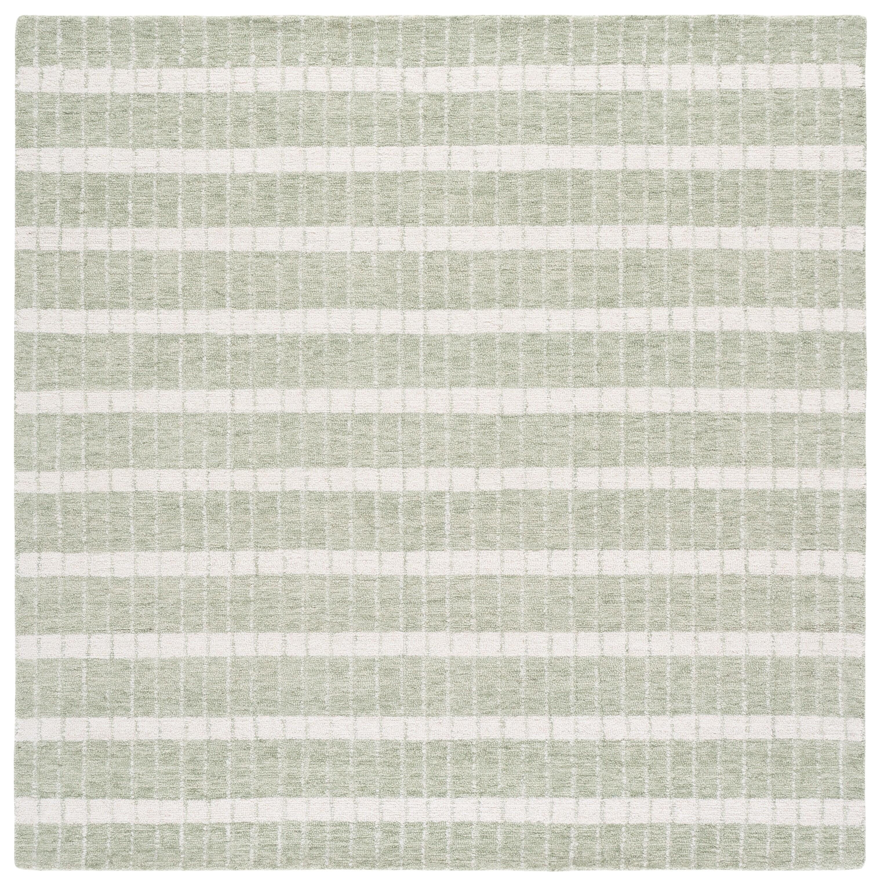 Safavieh Bettyann 8' x 10' Area Rug, Green/Ivory, large
