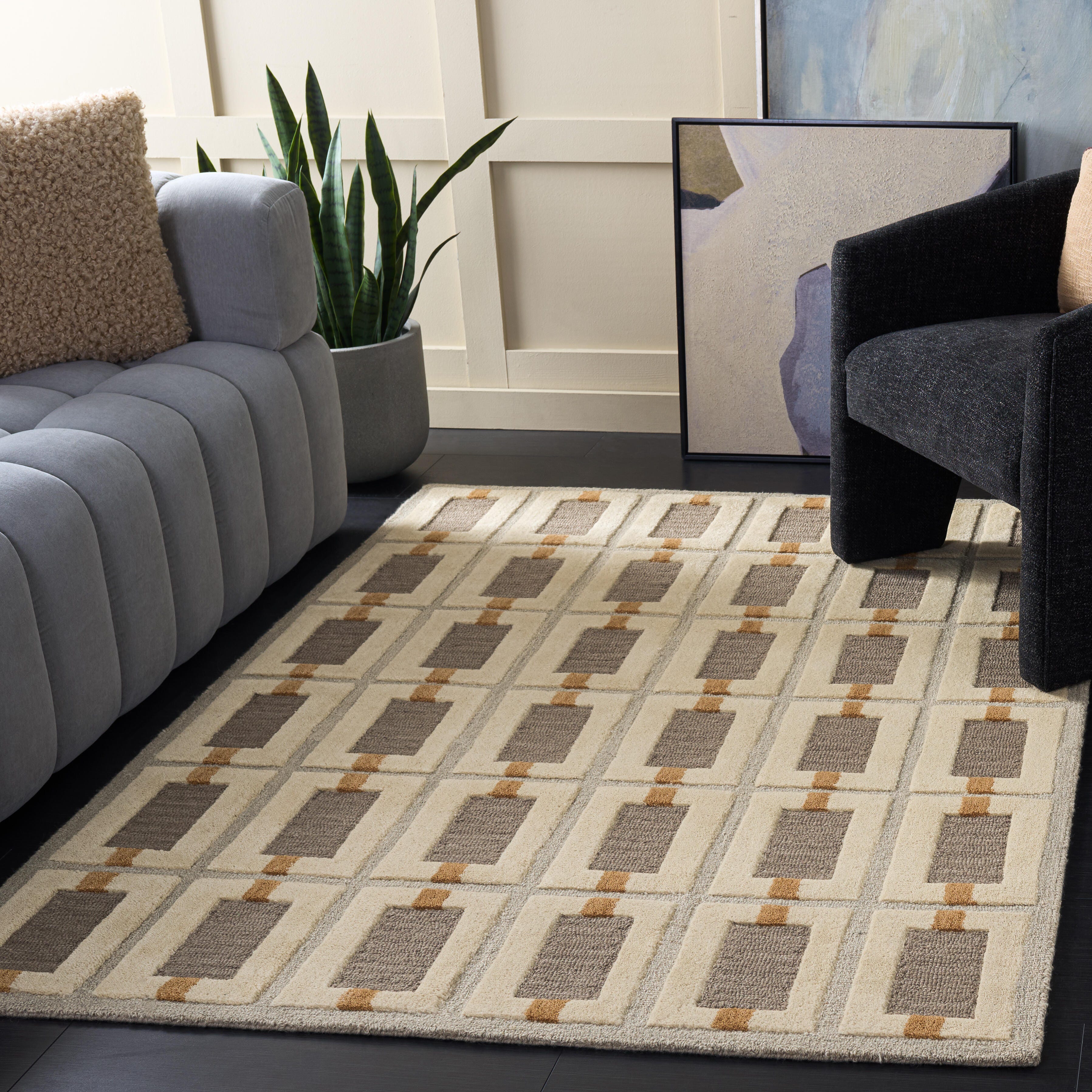 Safavieh Danielle 5' x 8' Area Rug, Beige/Gray, rollover