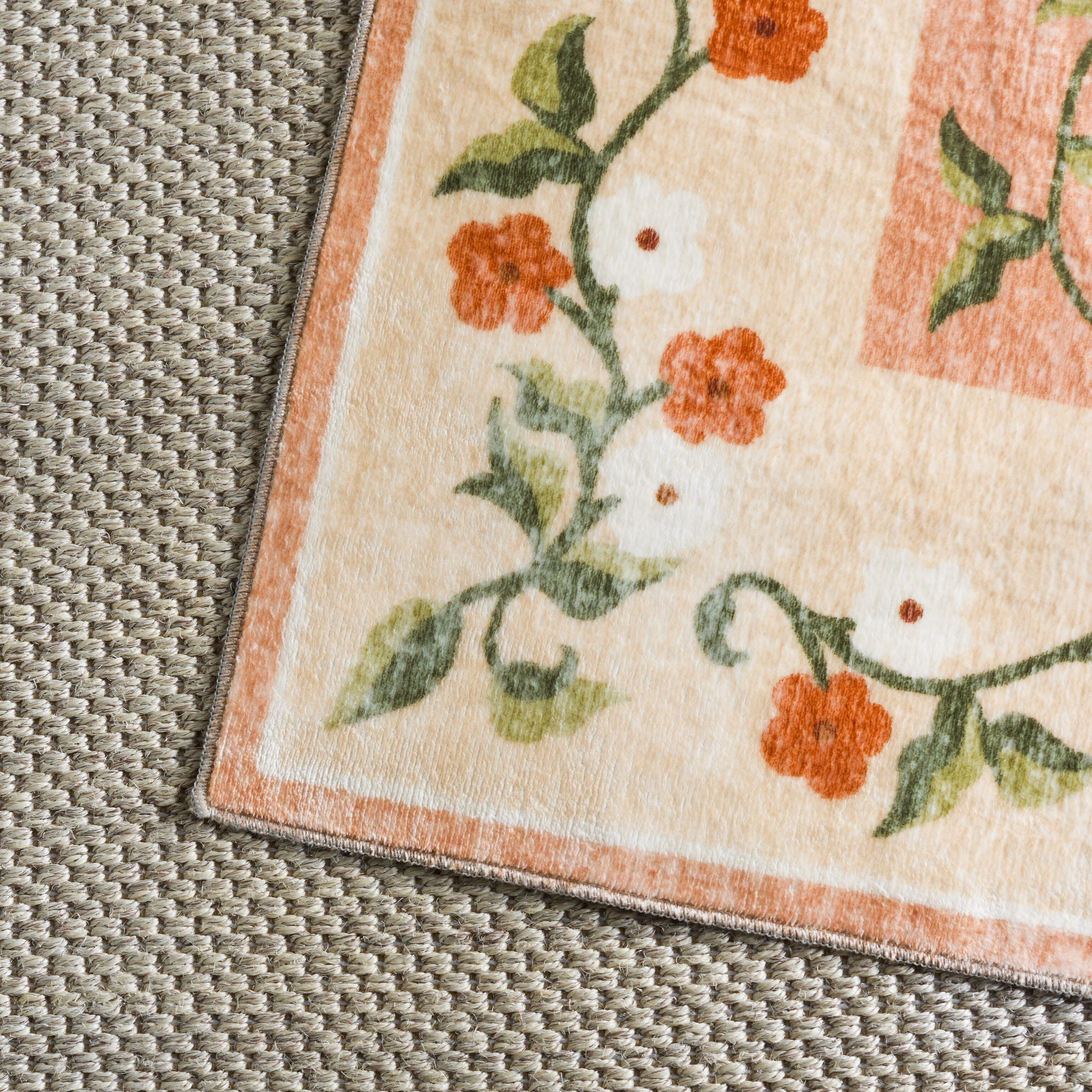Safavieh Martha Stewart Collection 5' x 8' Area Rug, Orange/Beige, large