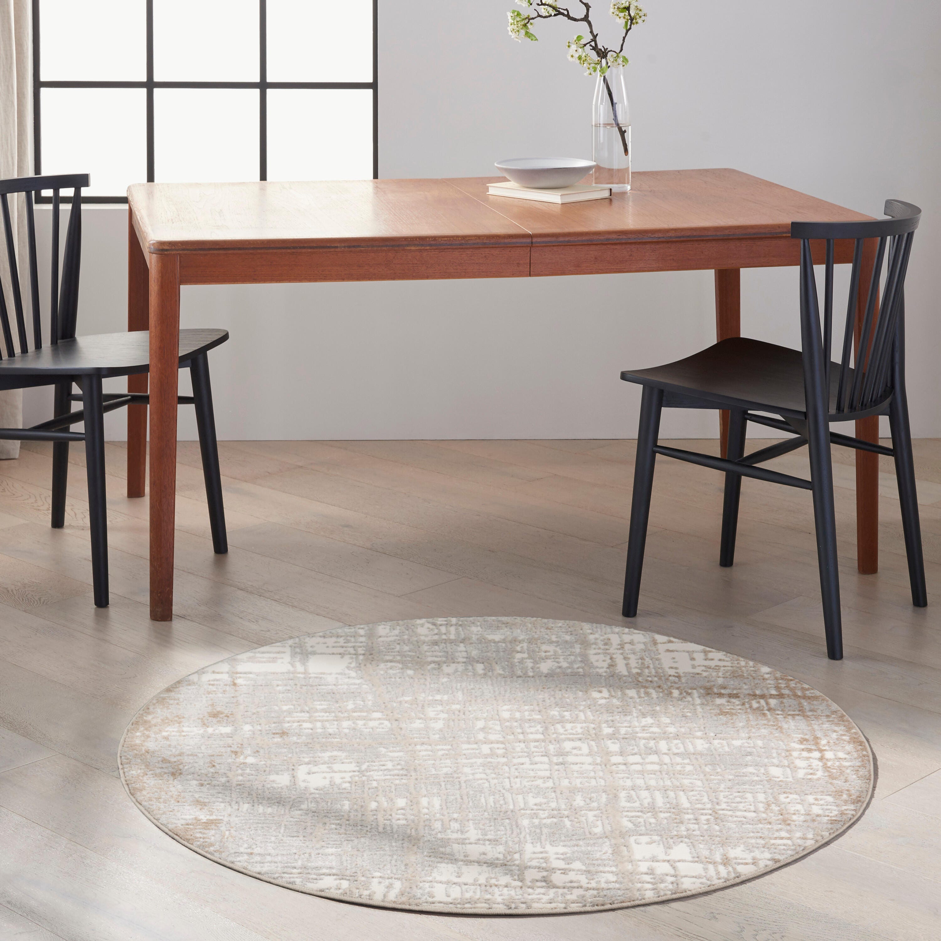 Calvin Klein Rush 4' Round Accent Rug, Ivory/Gray, large