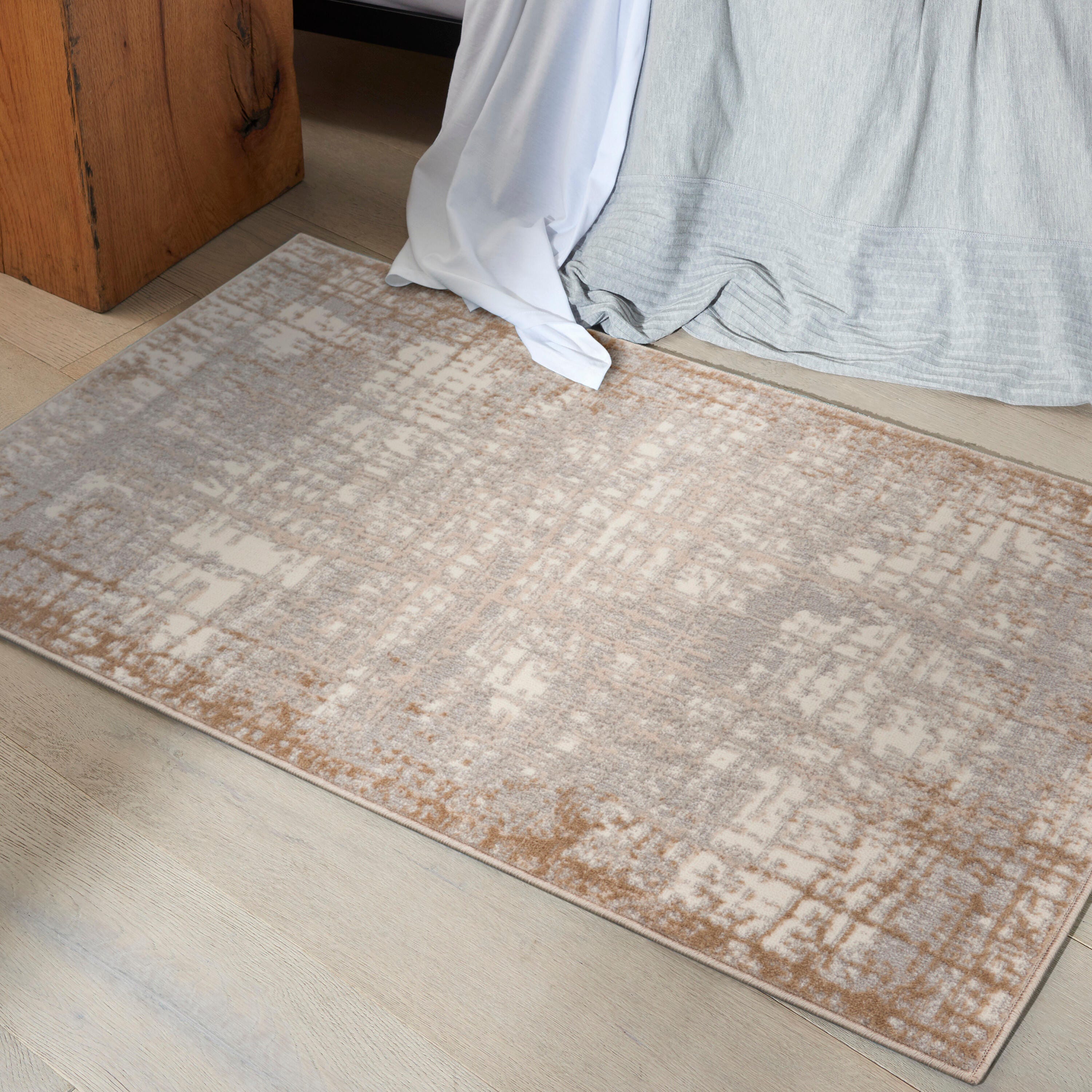 Calvin Klein Rush 2'2" x 3'9" Accent Rug, Ivory/Gray, rollover