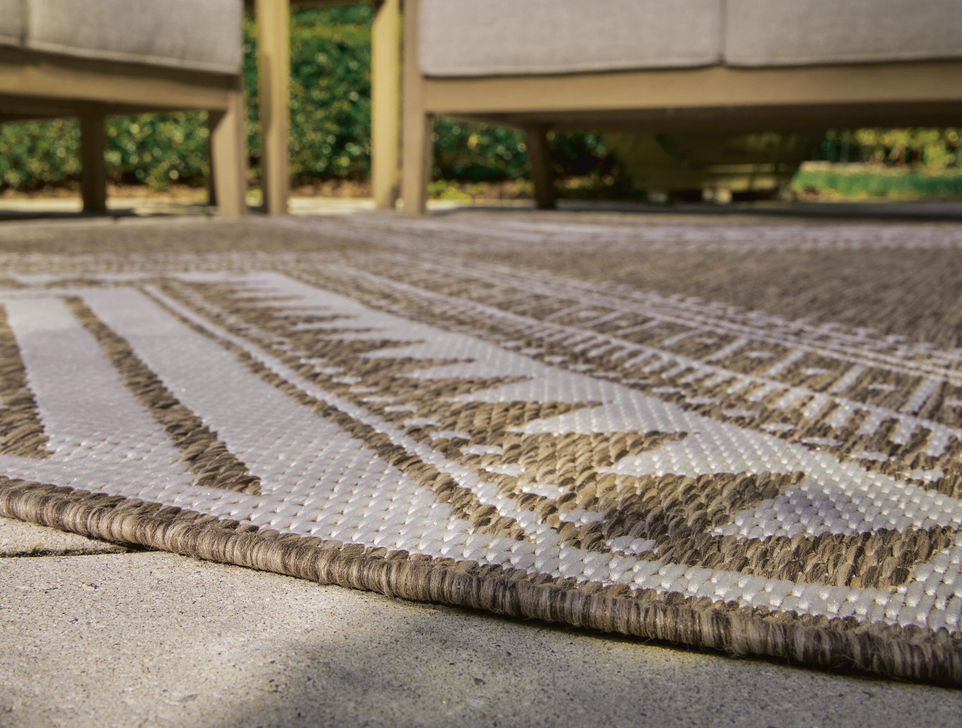 Dunsler 5' x 7' Rug - image 3