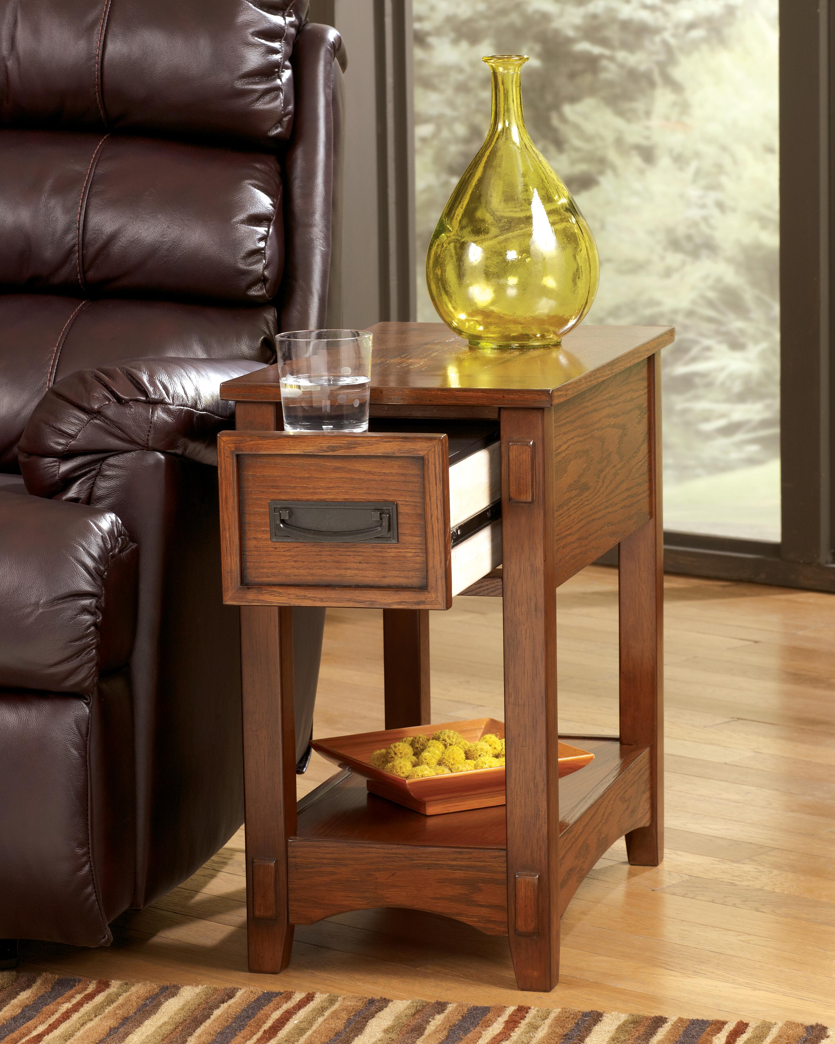 Breegin Chairside End Table - image 11