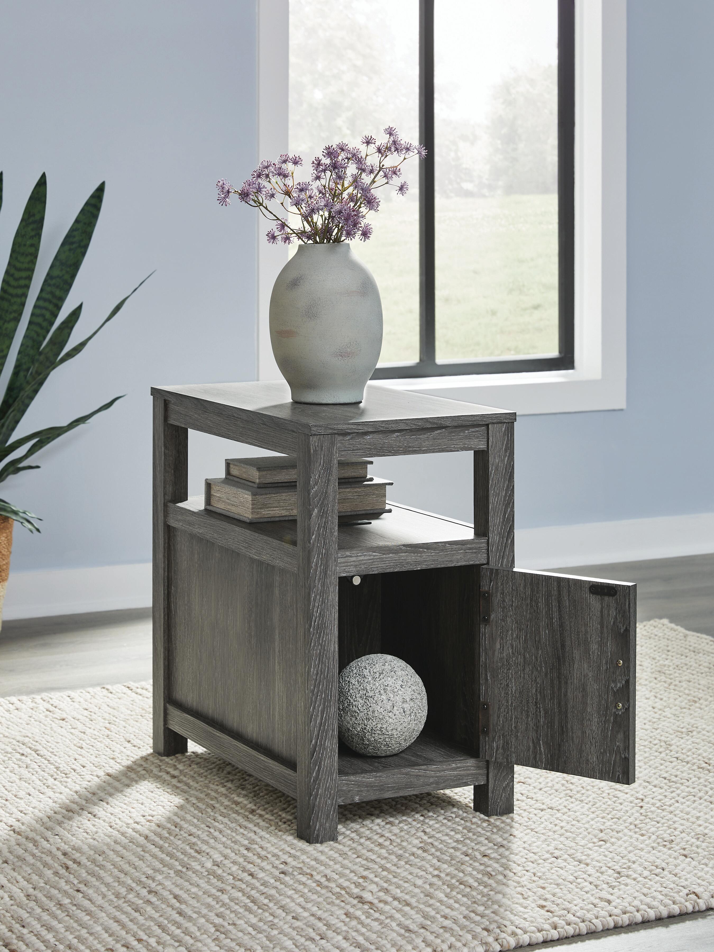 Fendenmore Chairside End Table - image 7