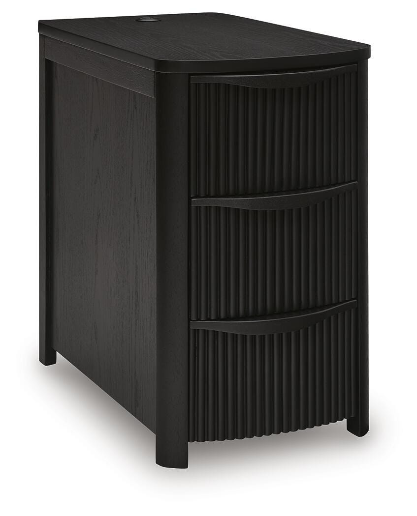 Camdill Chairside End Table - image 2