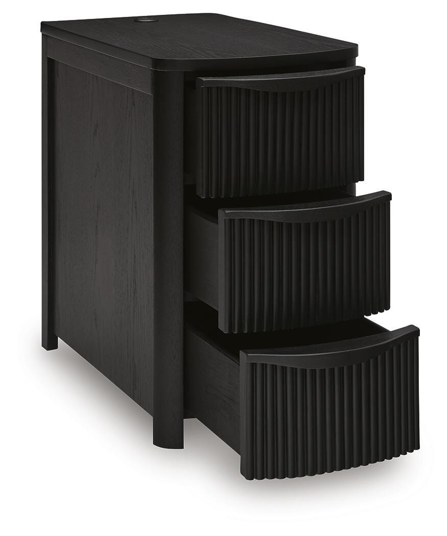 Camdill Chairside End Table - image 3