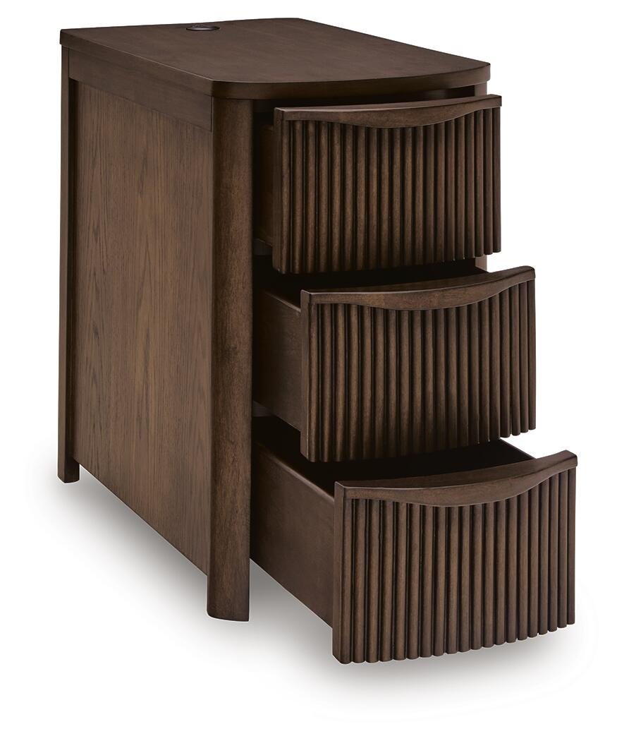 Camdill Chairside End Table - image 3