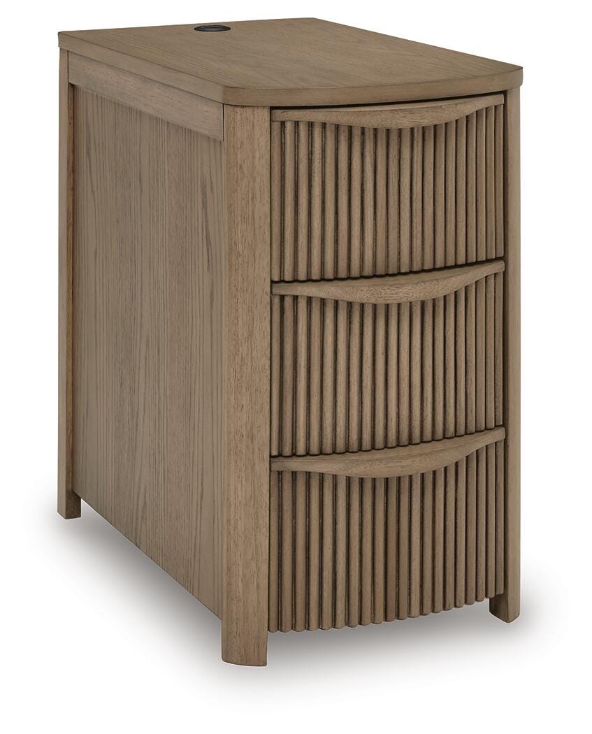 Camdill Chairside End Table - image 2