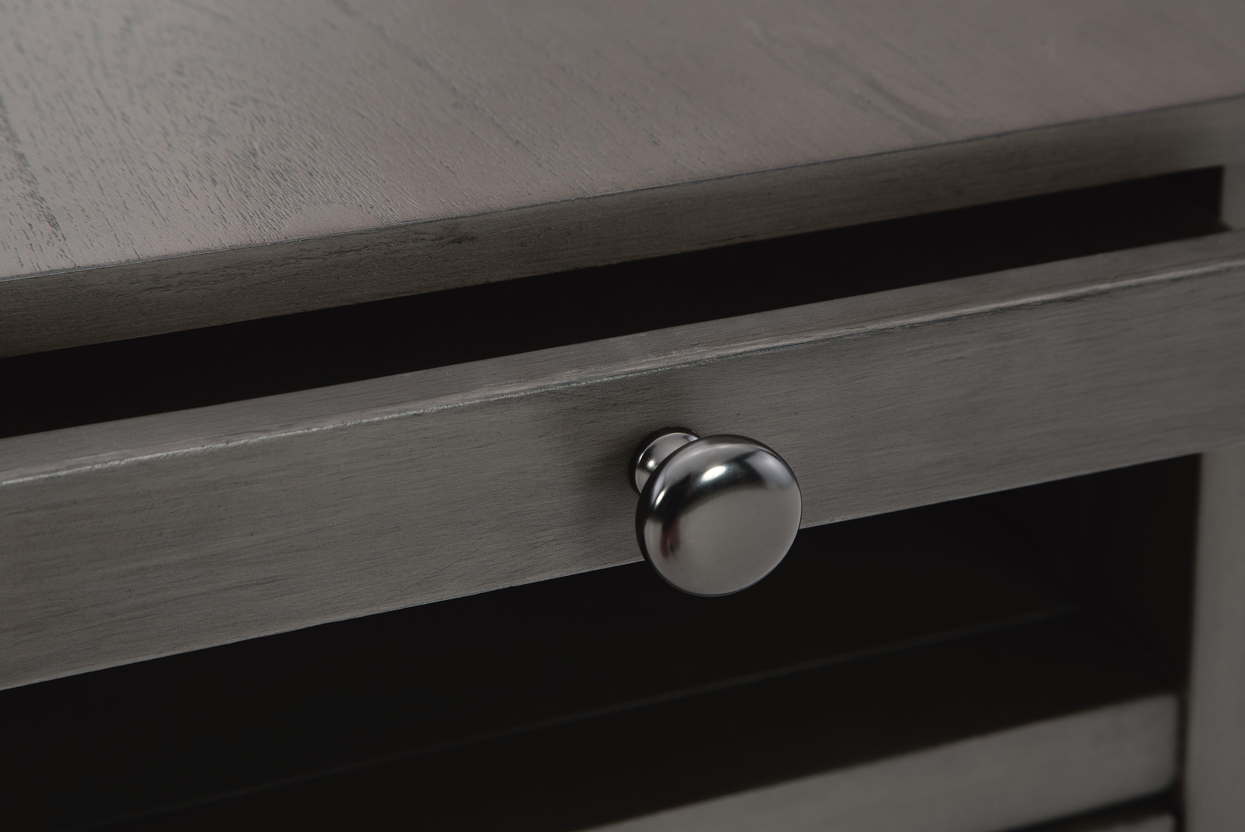 Treytown Chairside End Table - image 10