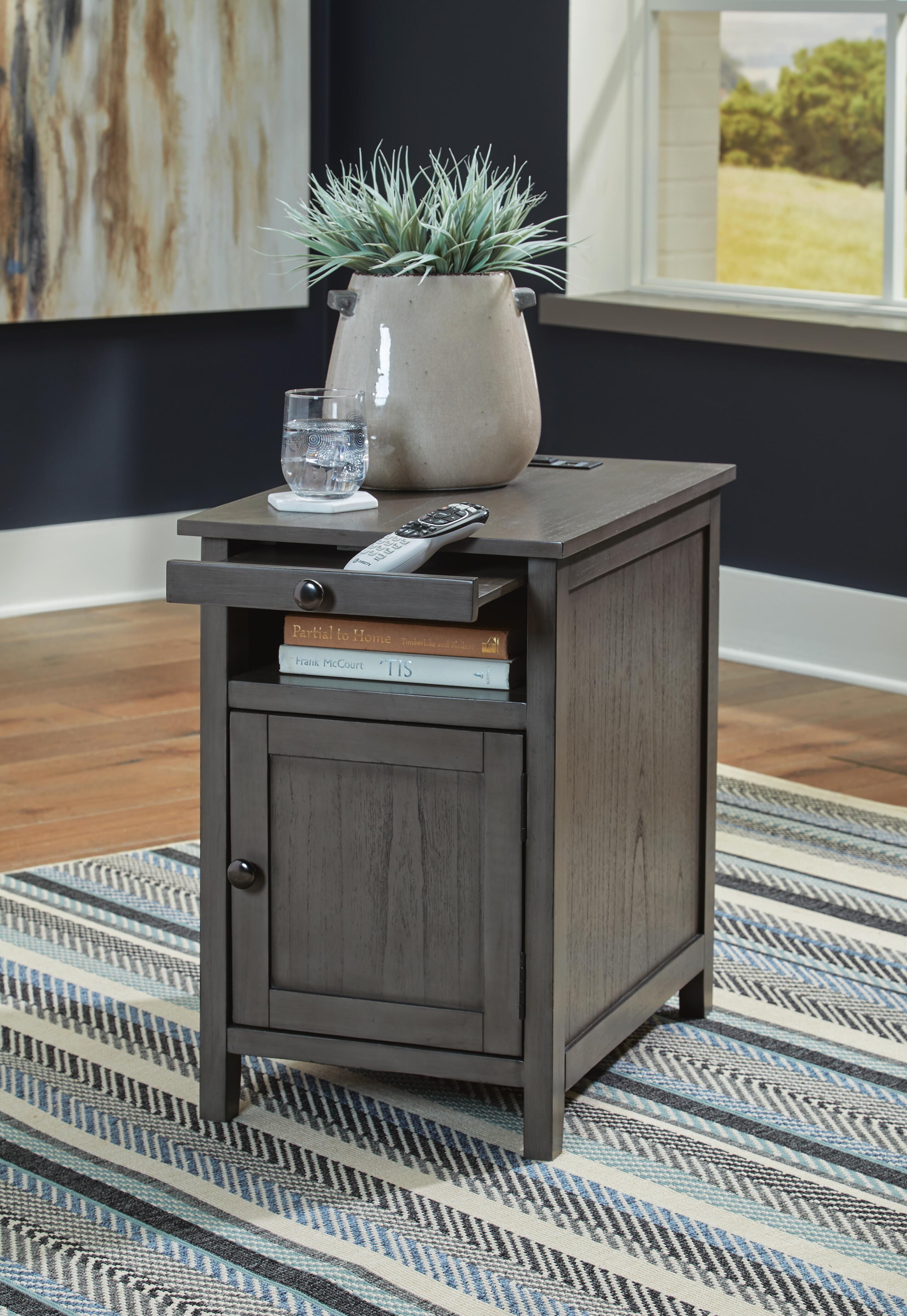 Treytown Chairside End Table - image 7