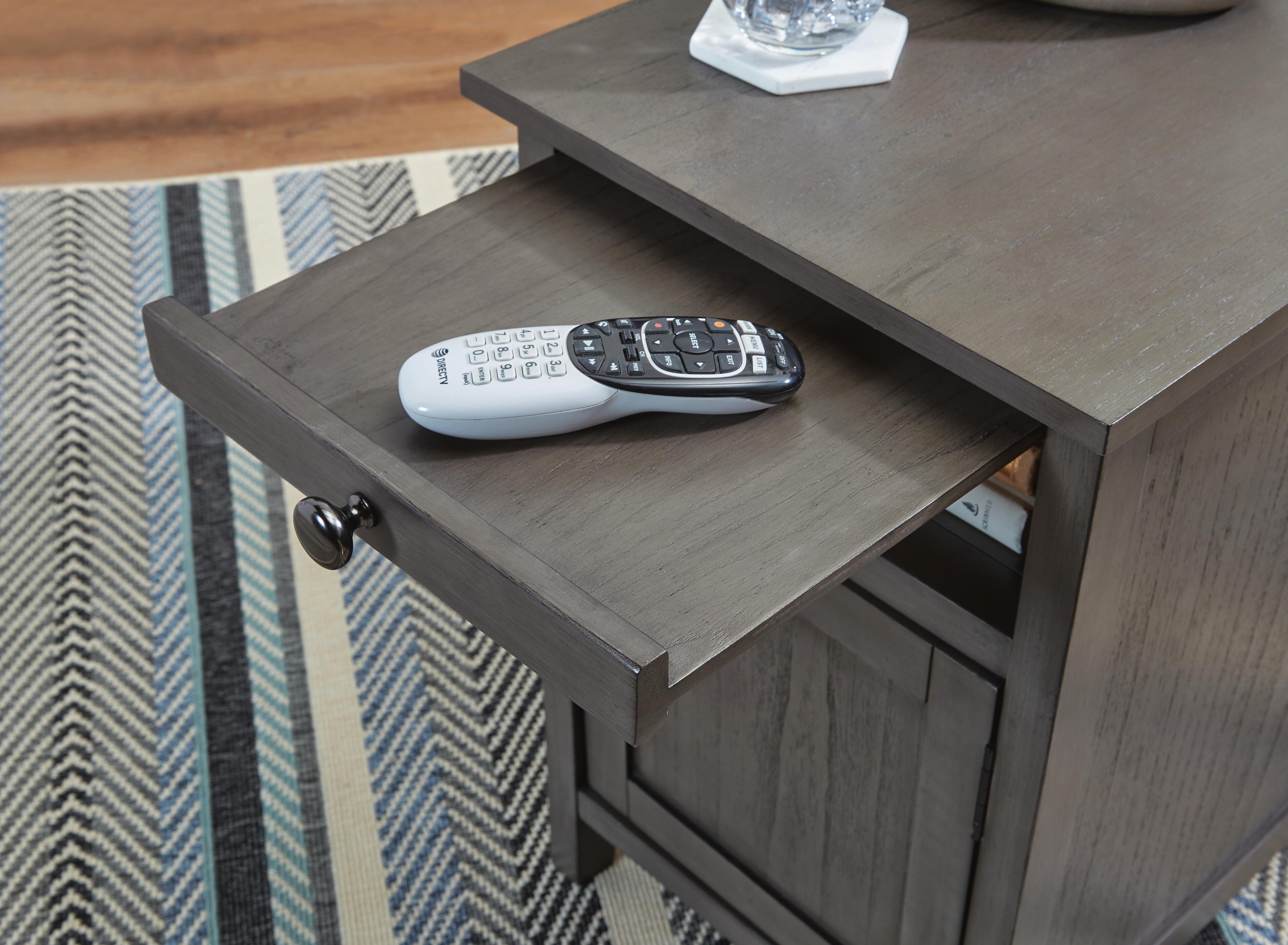 Treytown Chairside End Table - image 8
