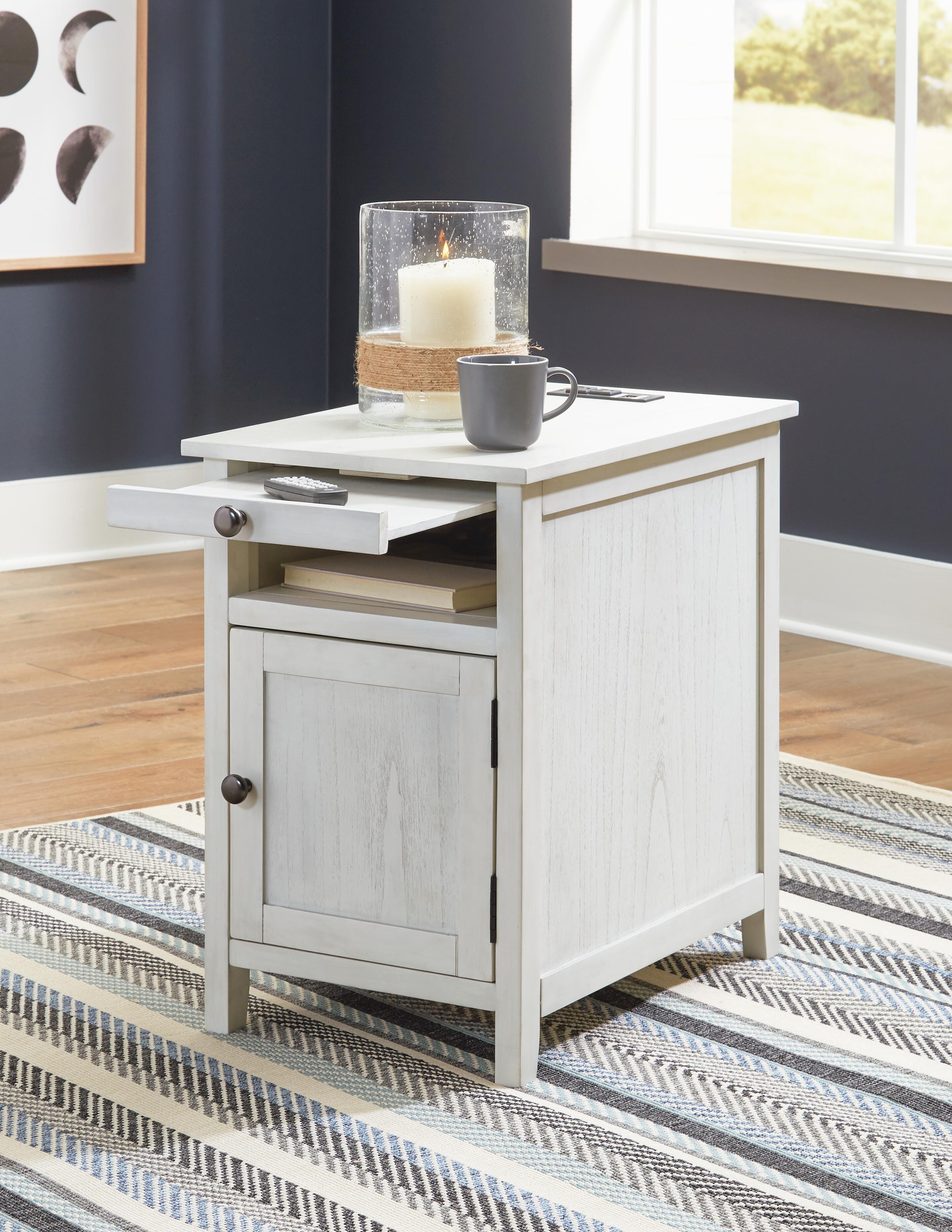 Treytown Chairside End Table - image 7