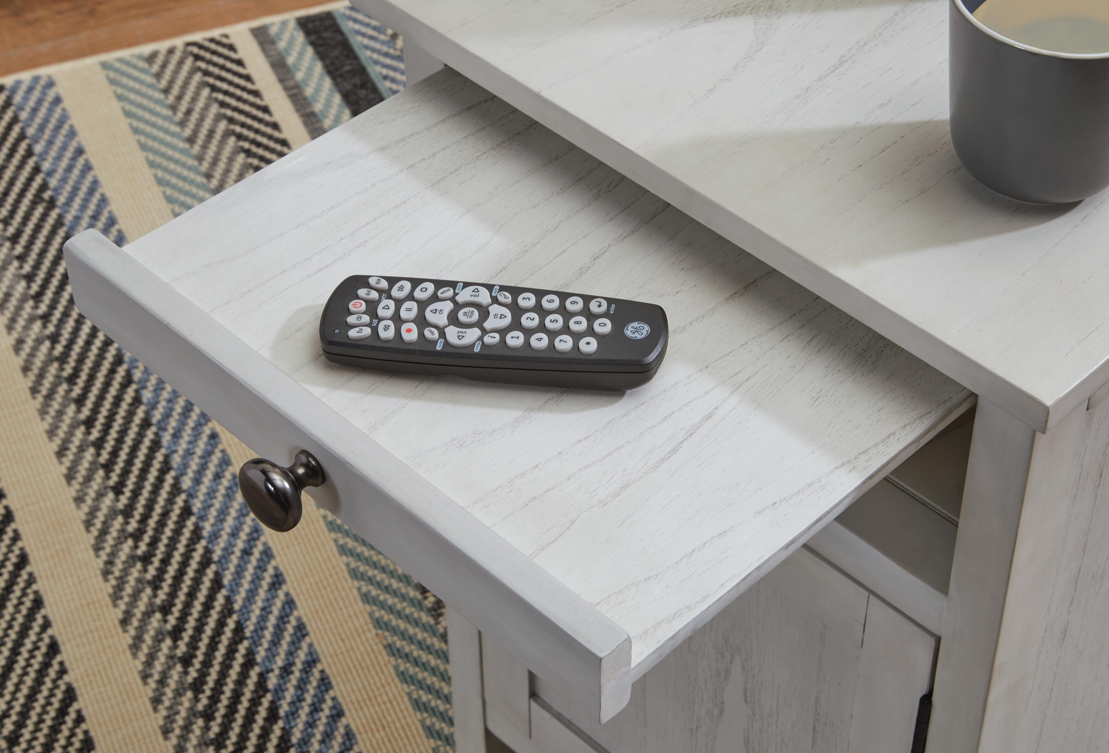 Treytown Chairside End Table - image 8
