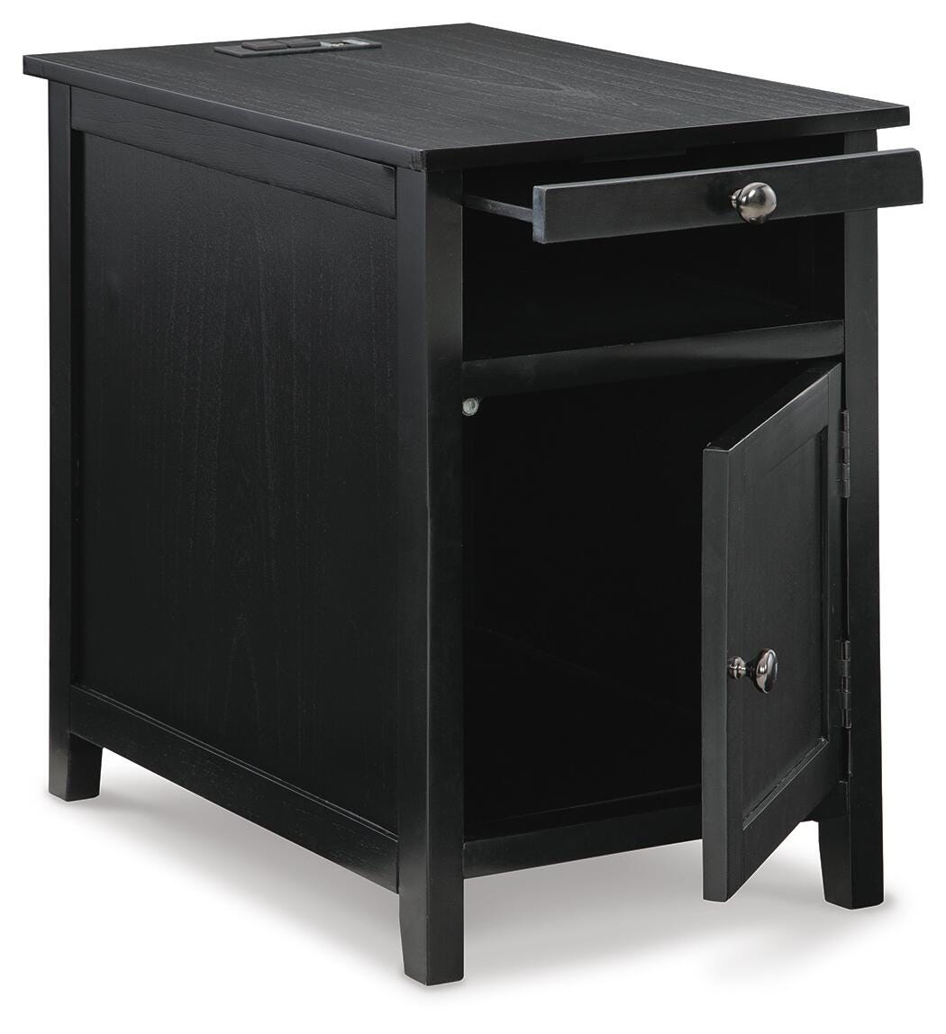 Treytown Chairside End Table - image 3