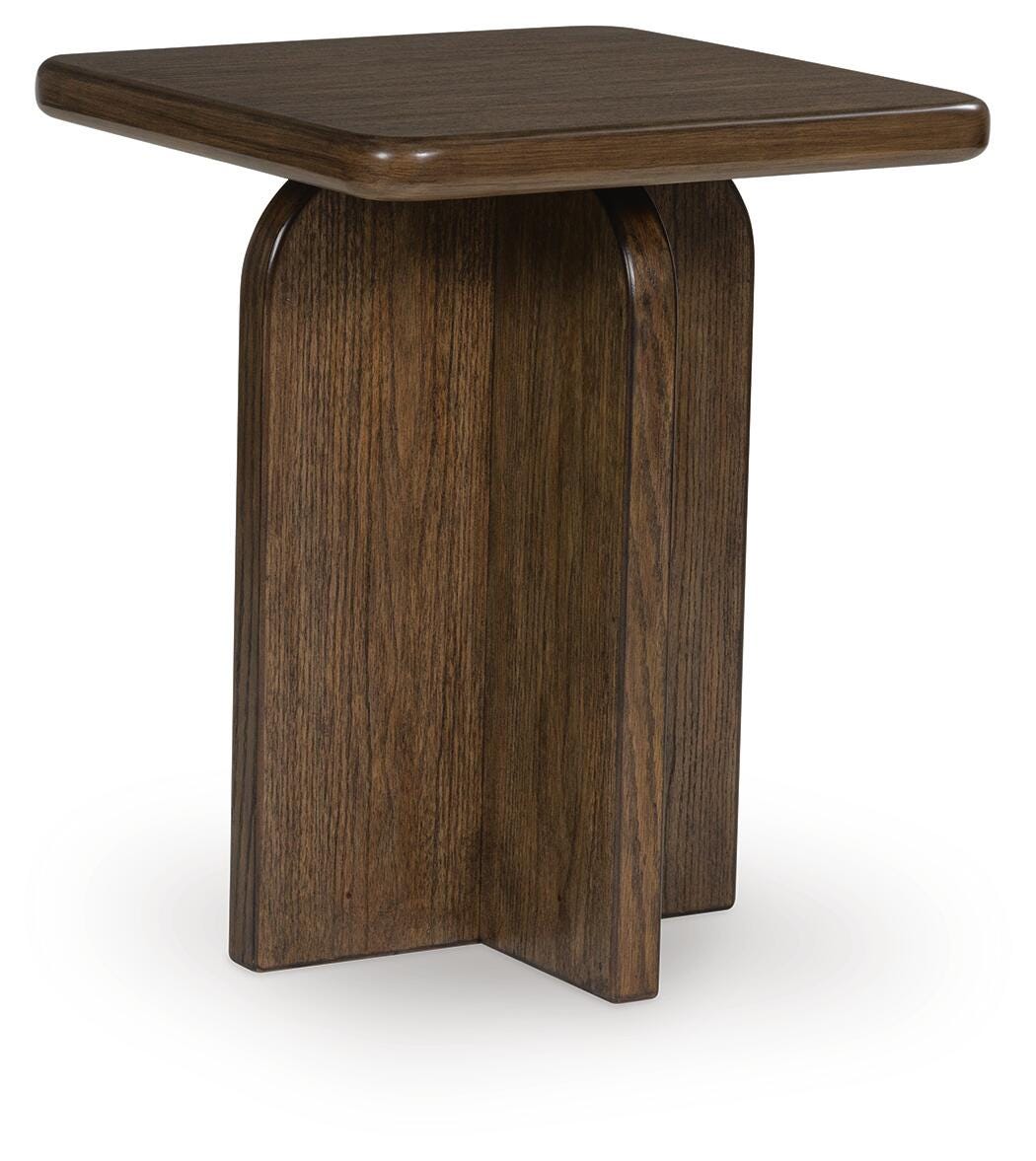 Aviemore 2-Piece Sectional, Occasional Table Set and Lamp - image 13