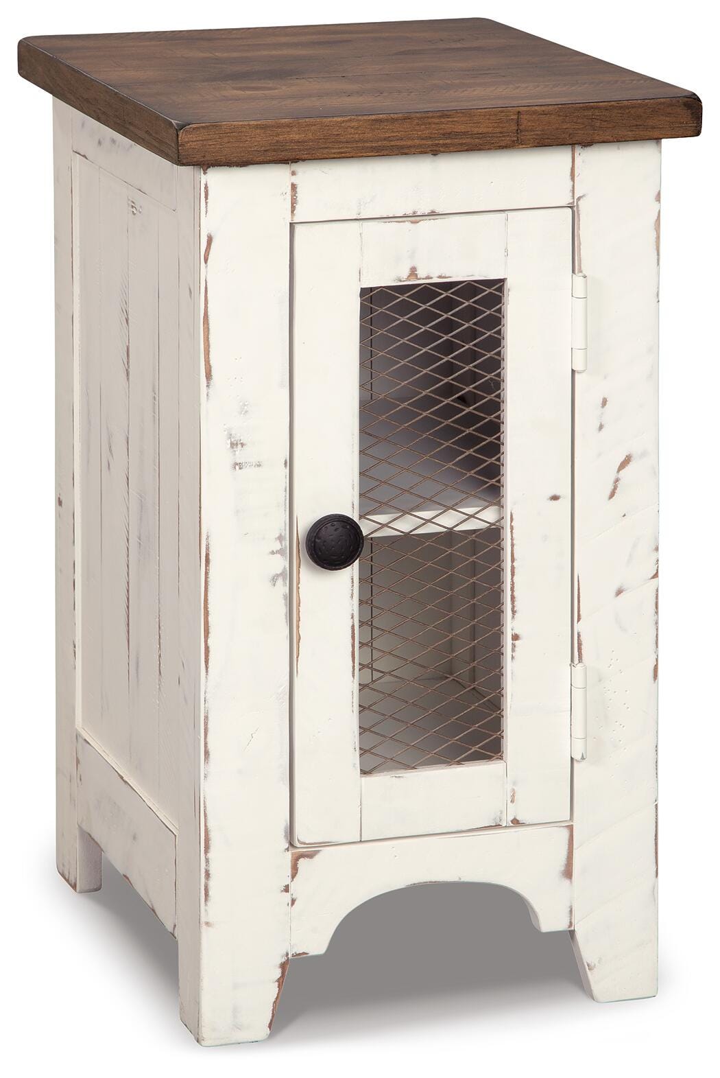 Wystfield Chairside End Table - image 2