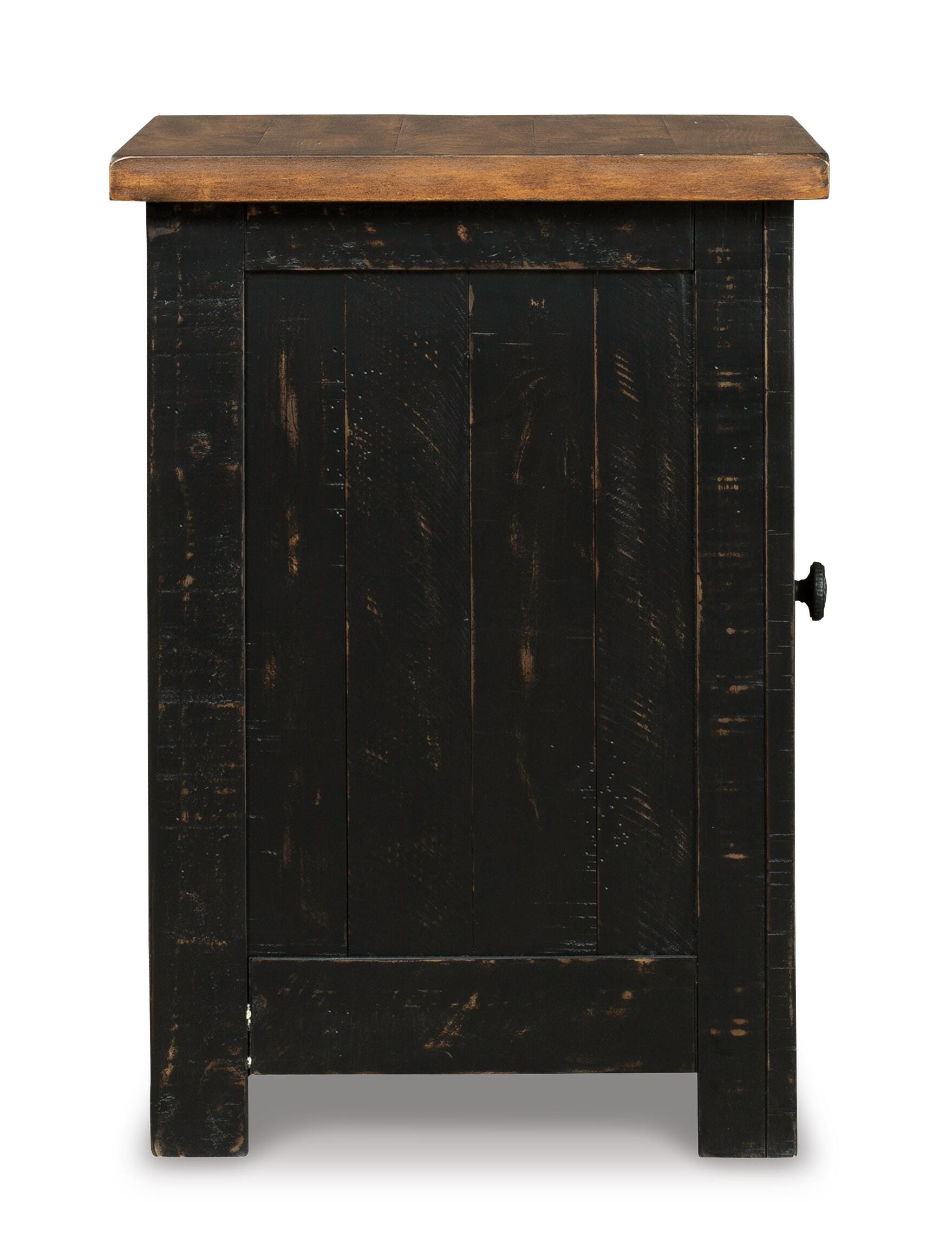 Valebeck Chairside End Table - image 7