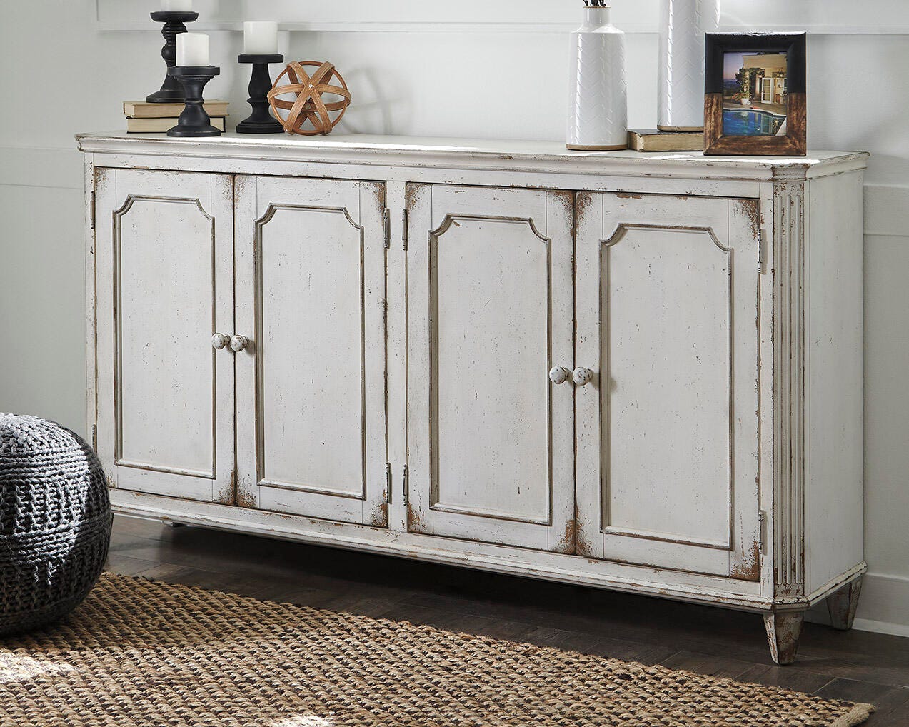 Mirimyn Accent Cabinet - image 1