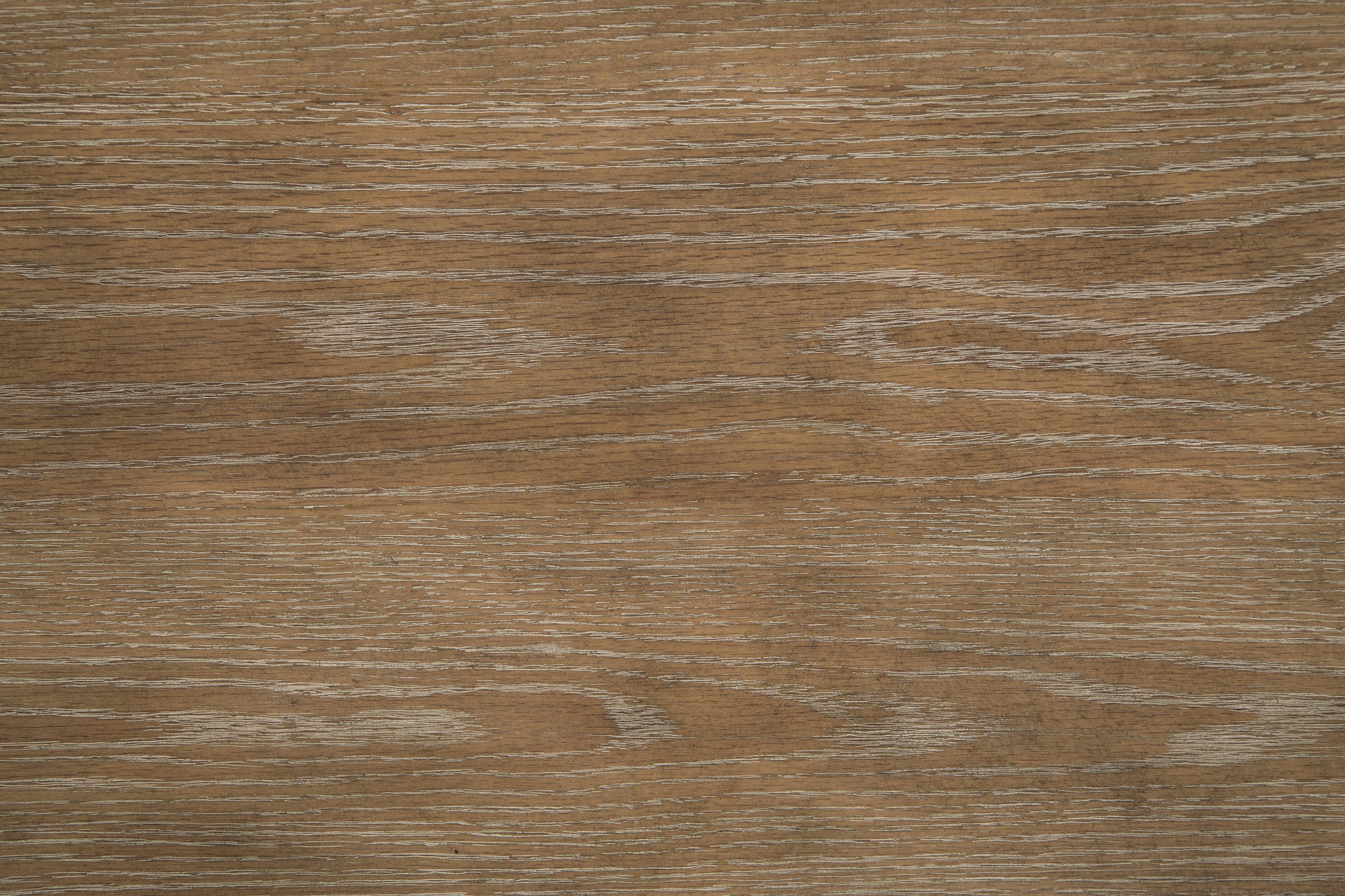 Realyn Chairside End Table - image 7