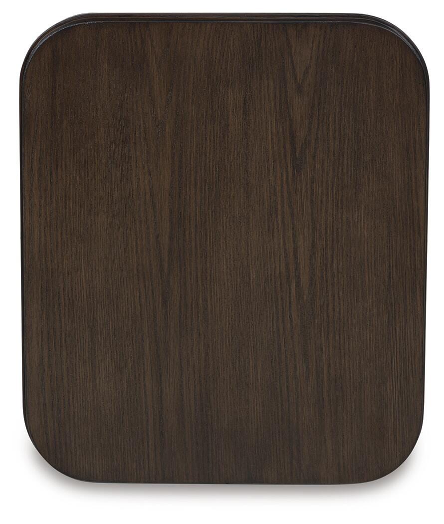 Carlibrie End Table - image 5