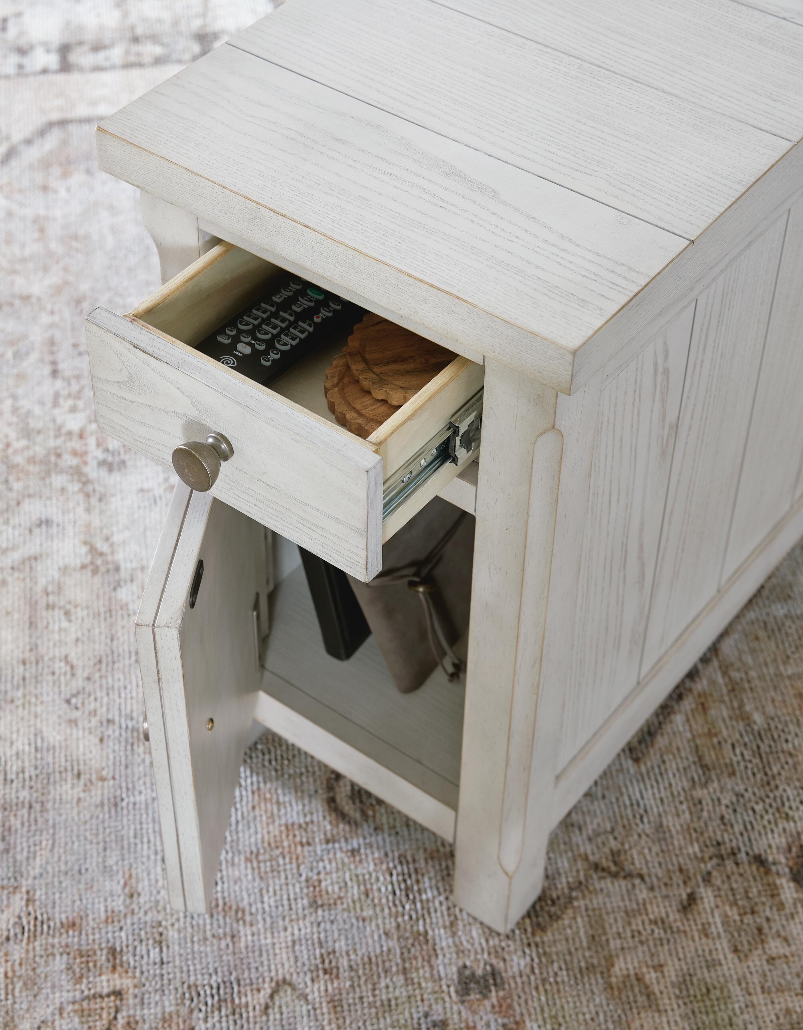 Robbinsdale Chairside End Table - image 6