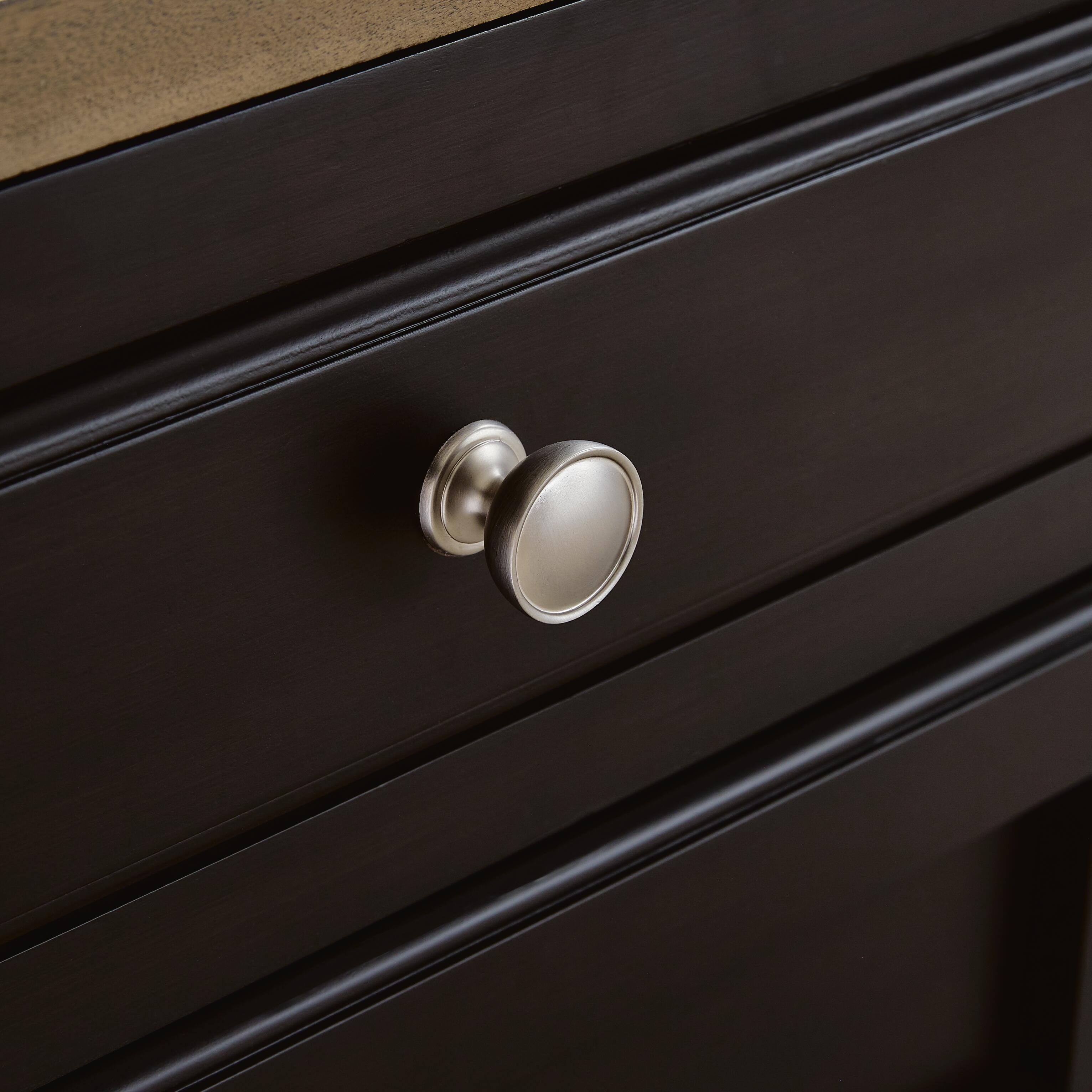 Drazmine End Table - image 10