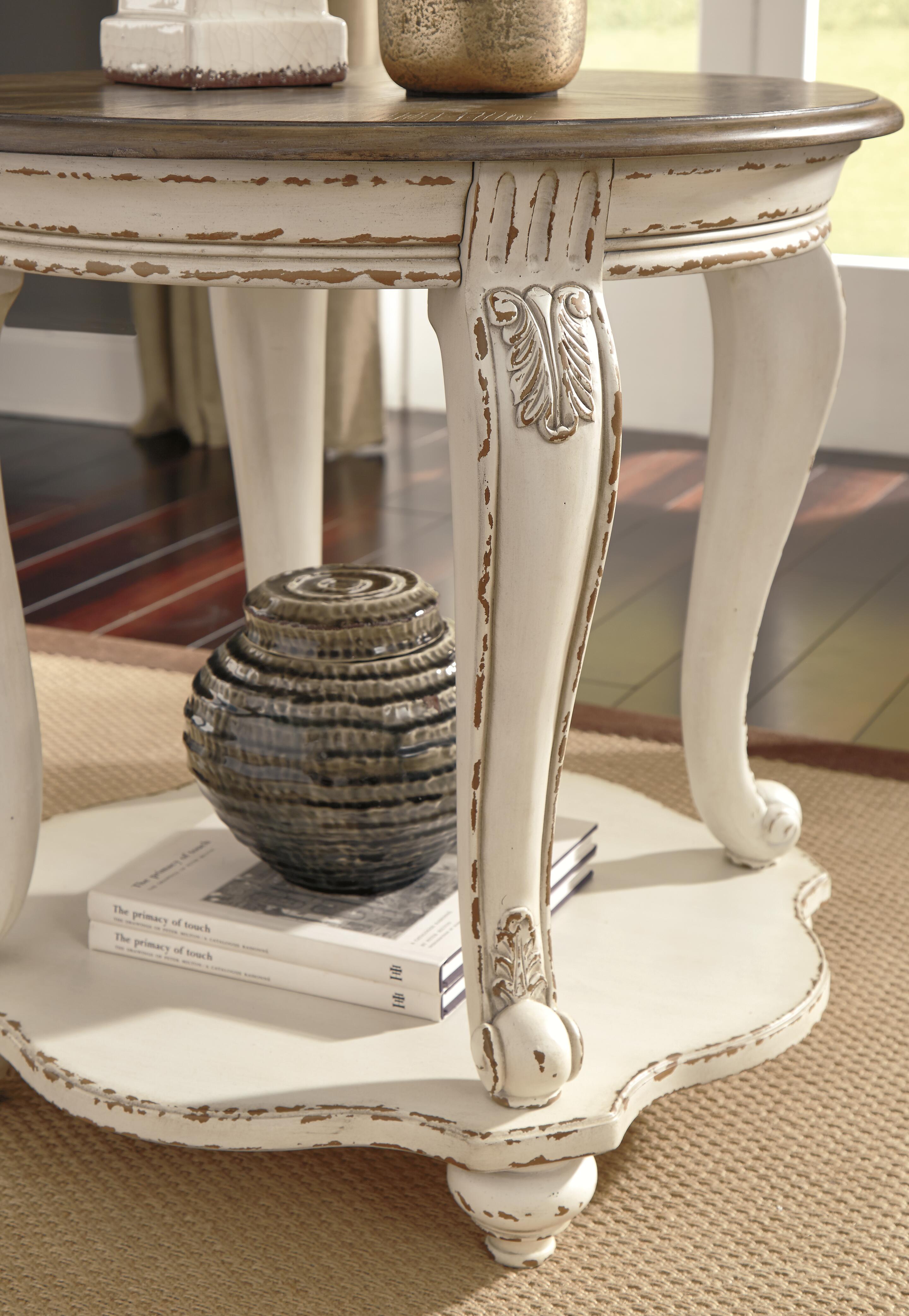 Realyn End Table - image 5