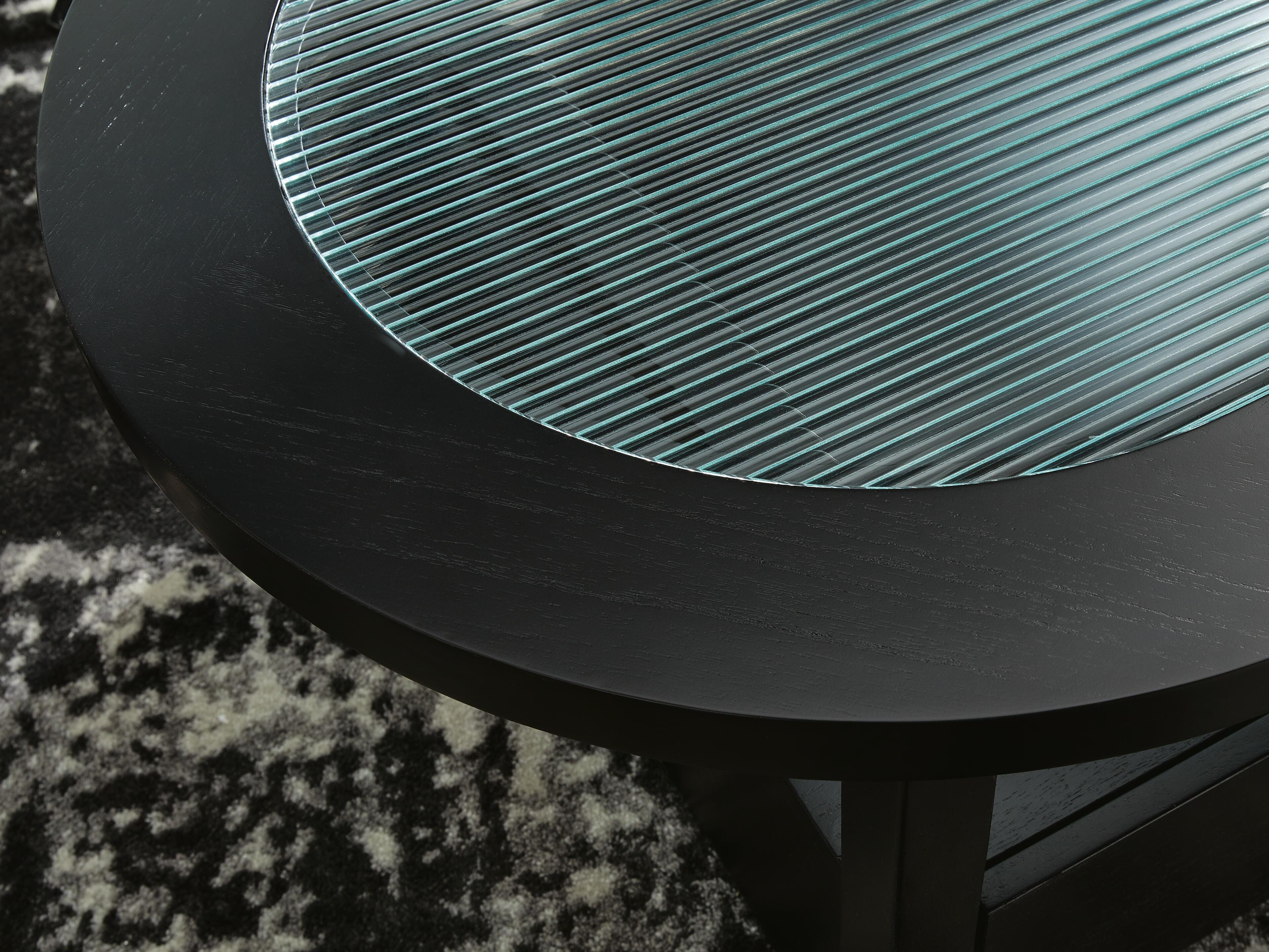 Winbardi Coffee Table - image 8