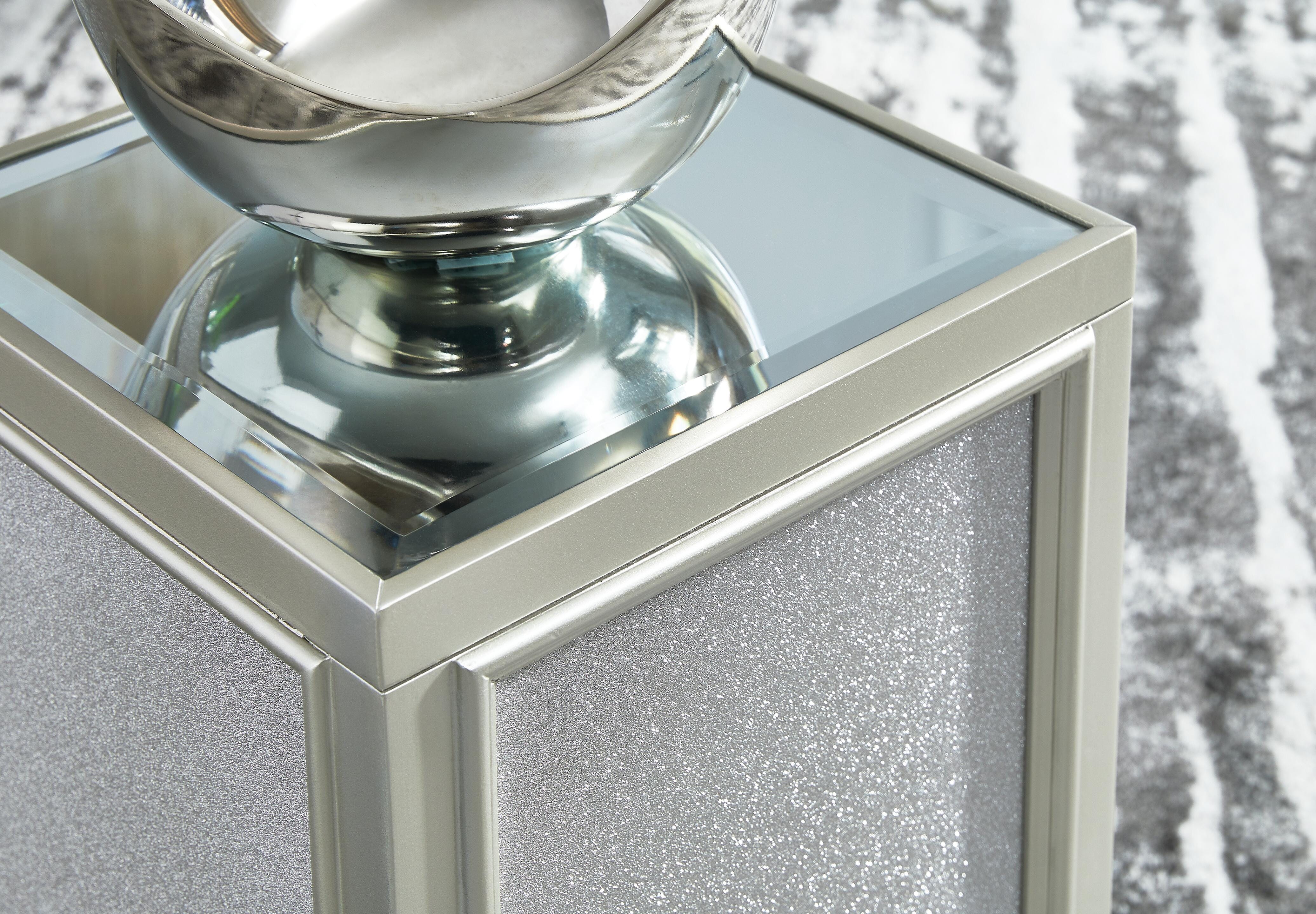Traleena Nesting End Table (Set of 2) - image 6