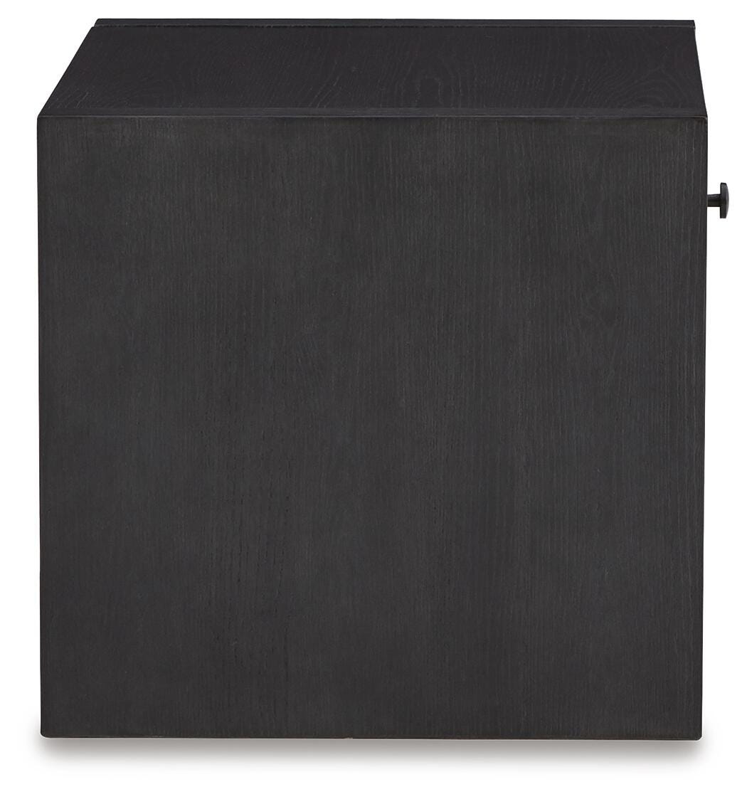 Foyland End Table - image 4
