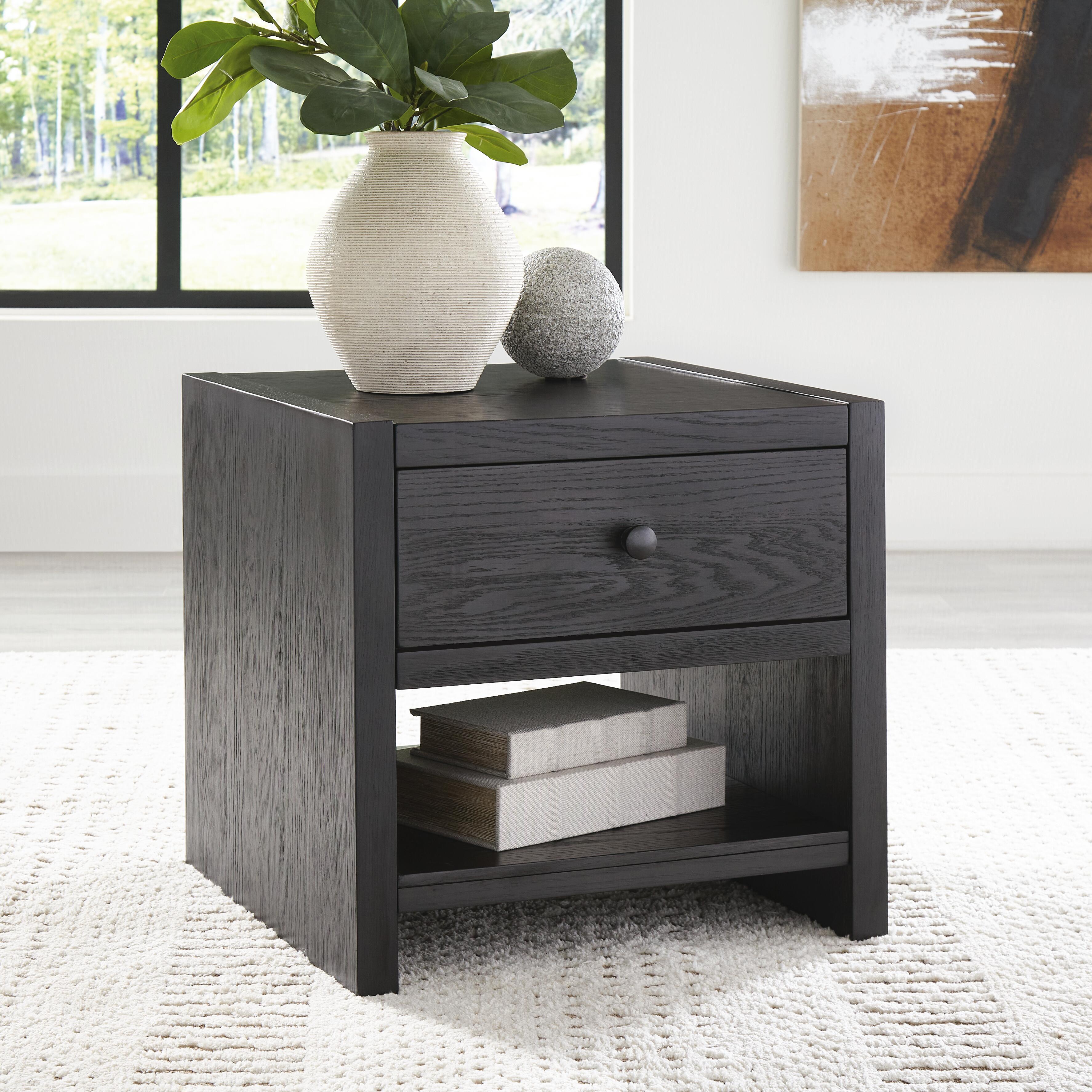 Foyland End Table - image 1