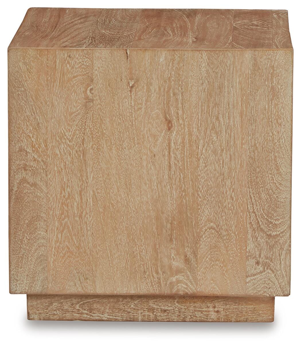 Belenburg Accent Table, , large