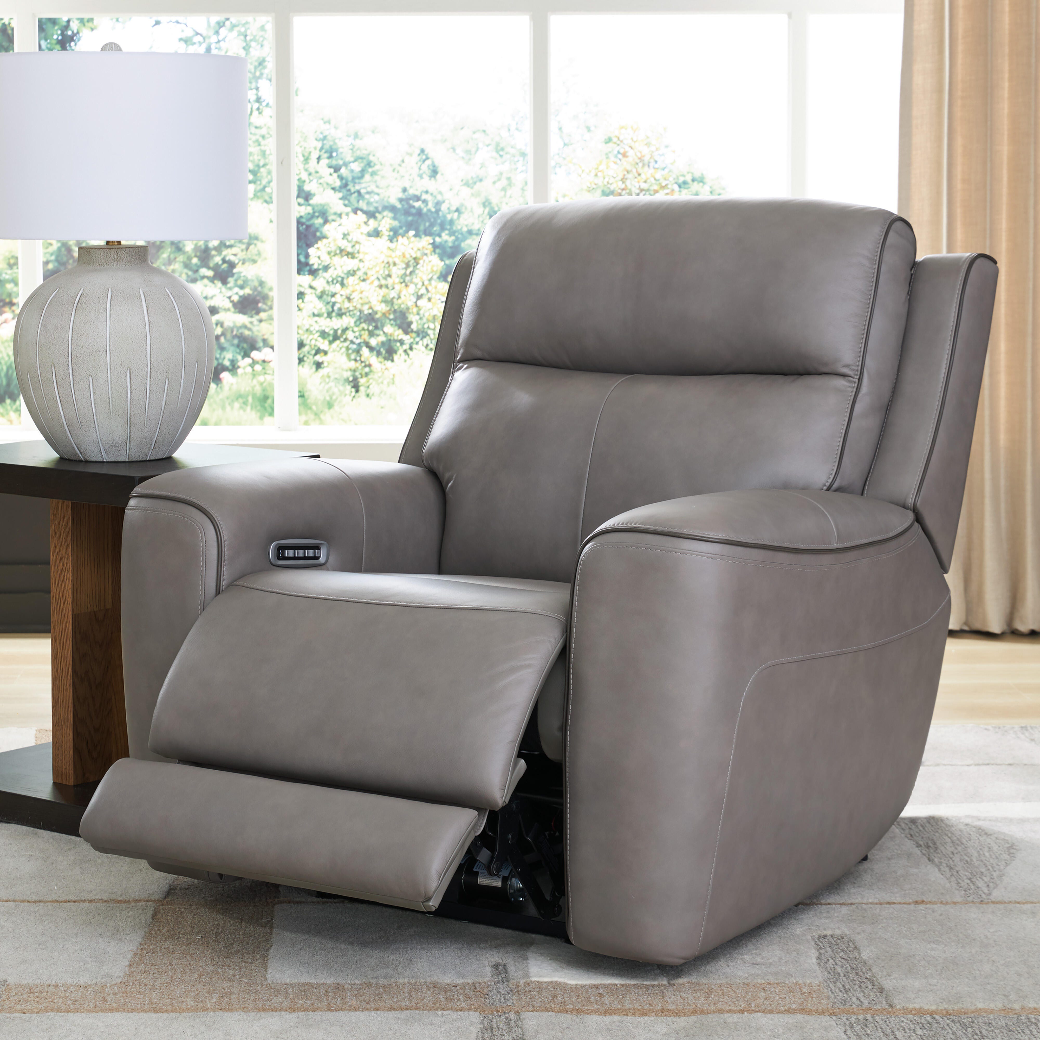 5Z-Relaxation Power Recliner - image 2