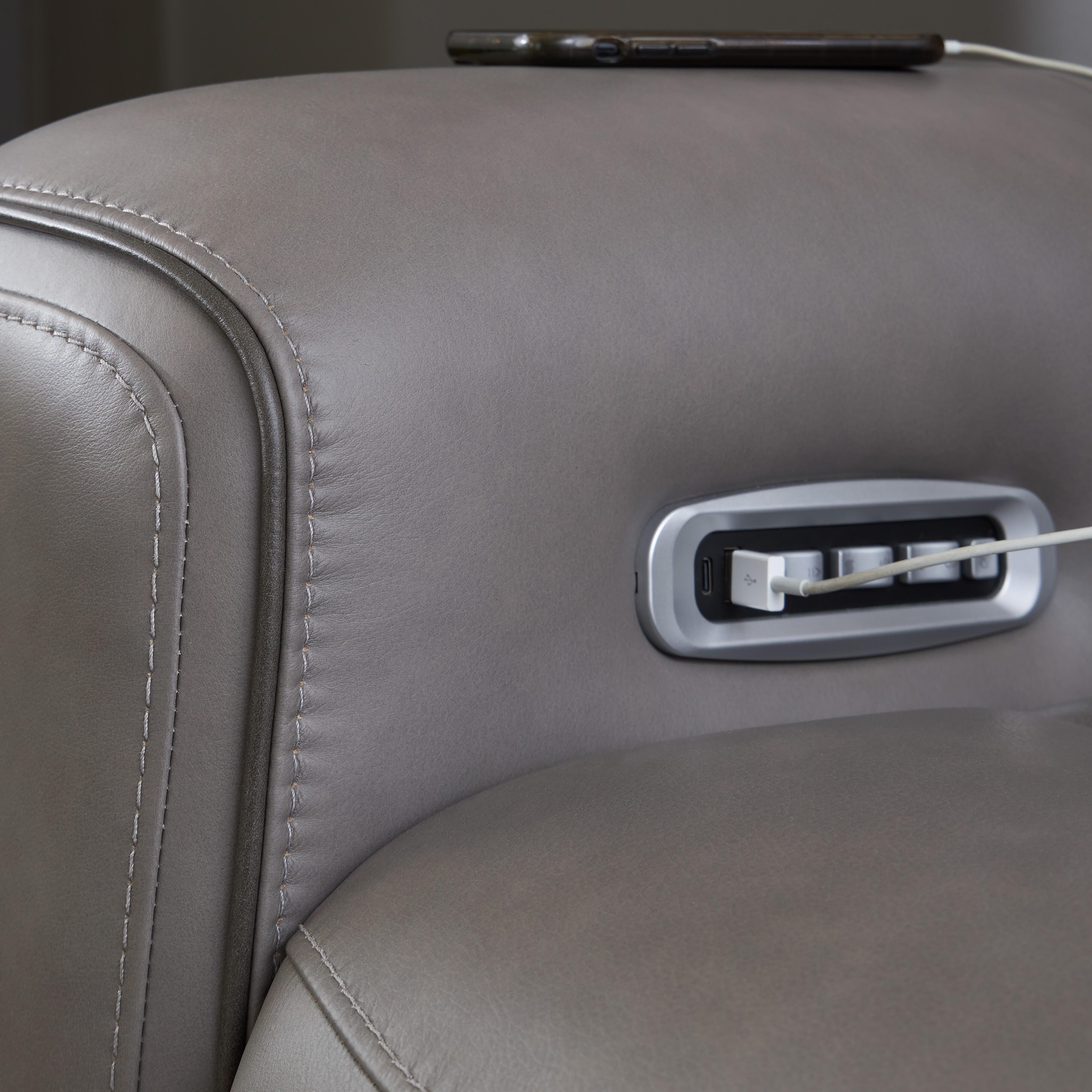 5Z-Relaxation Power Recliner - image 7