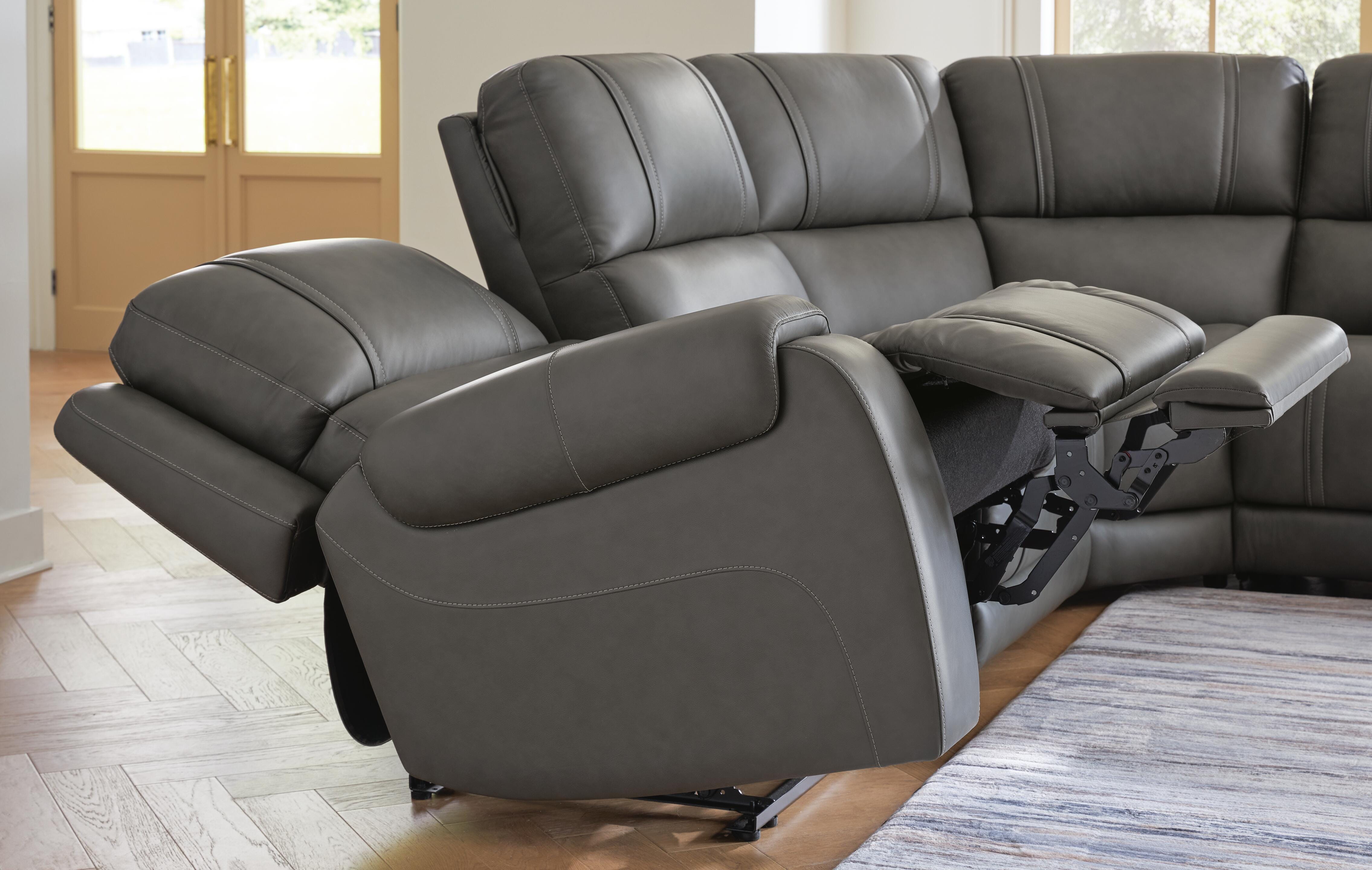 5Z-Harrenhurst 6-Piece Power Reclining Sectional - image 10