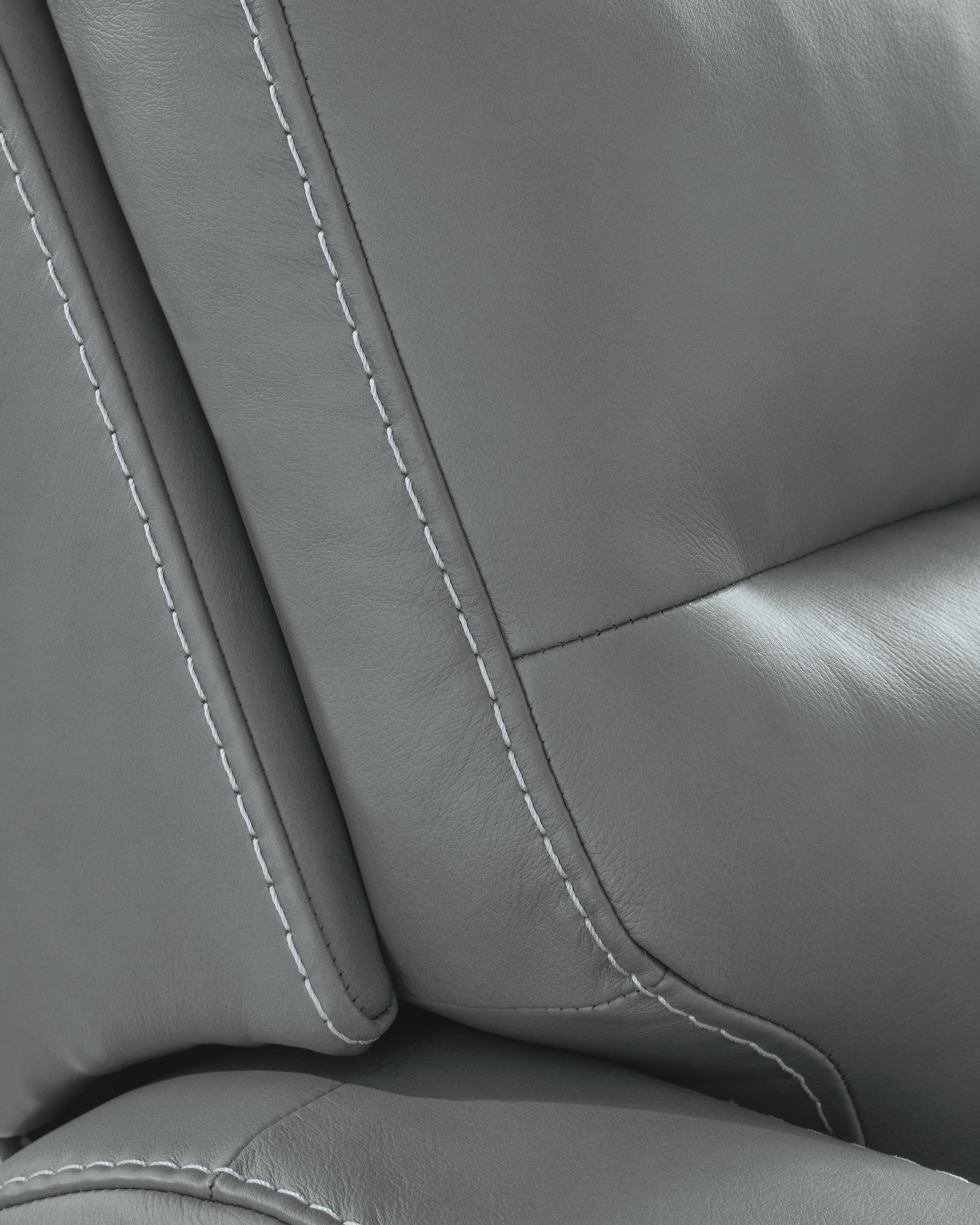 Olcotte Power Recliner - image 10