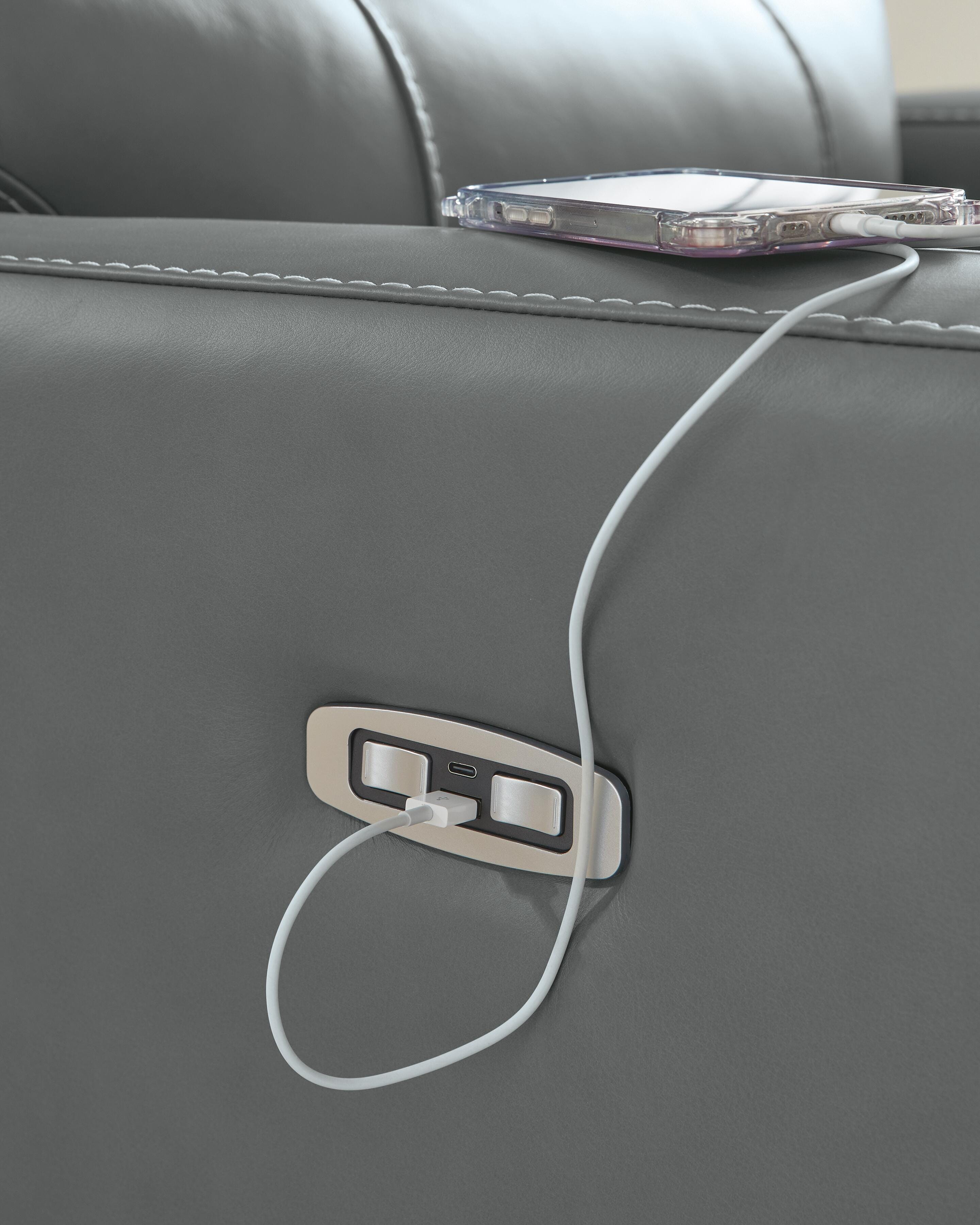 Olcotte Power Recliner - image 11