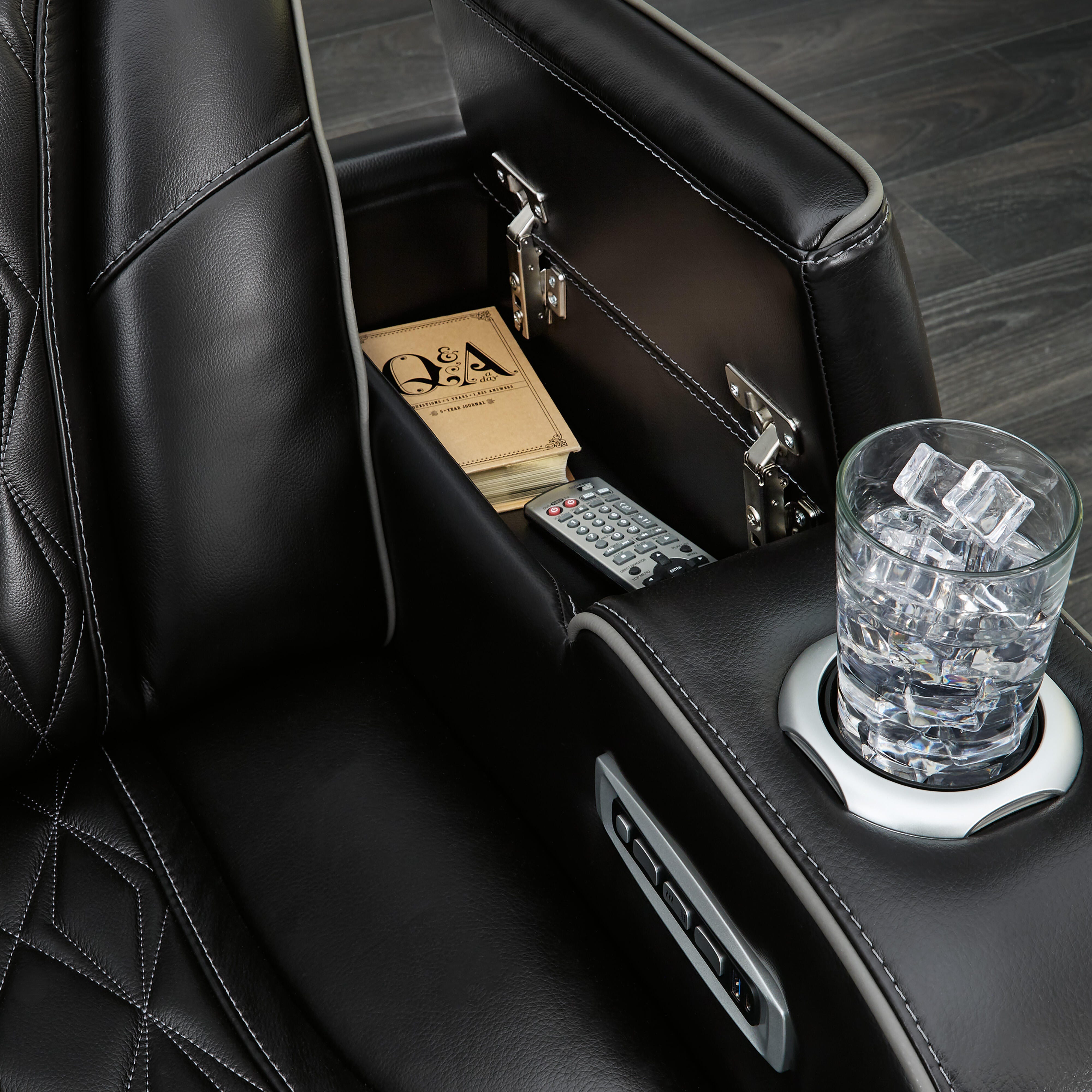 Boyington Power Recliner - image 9