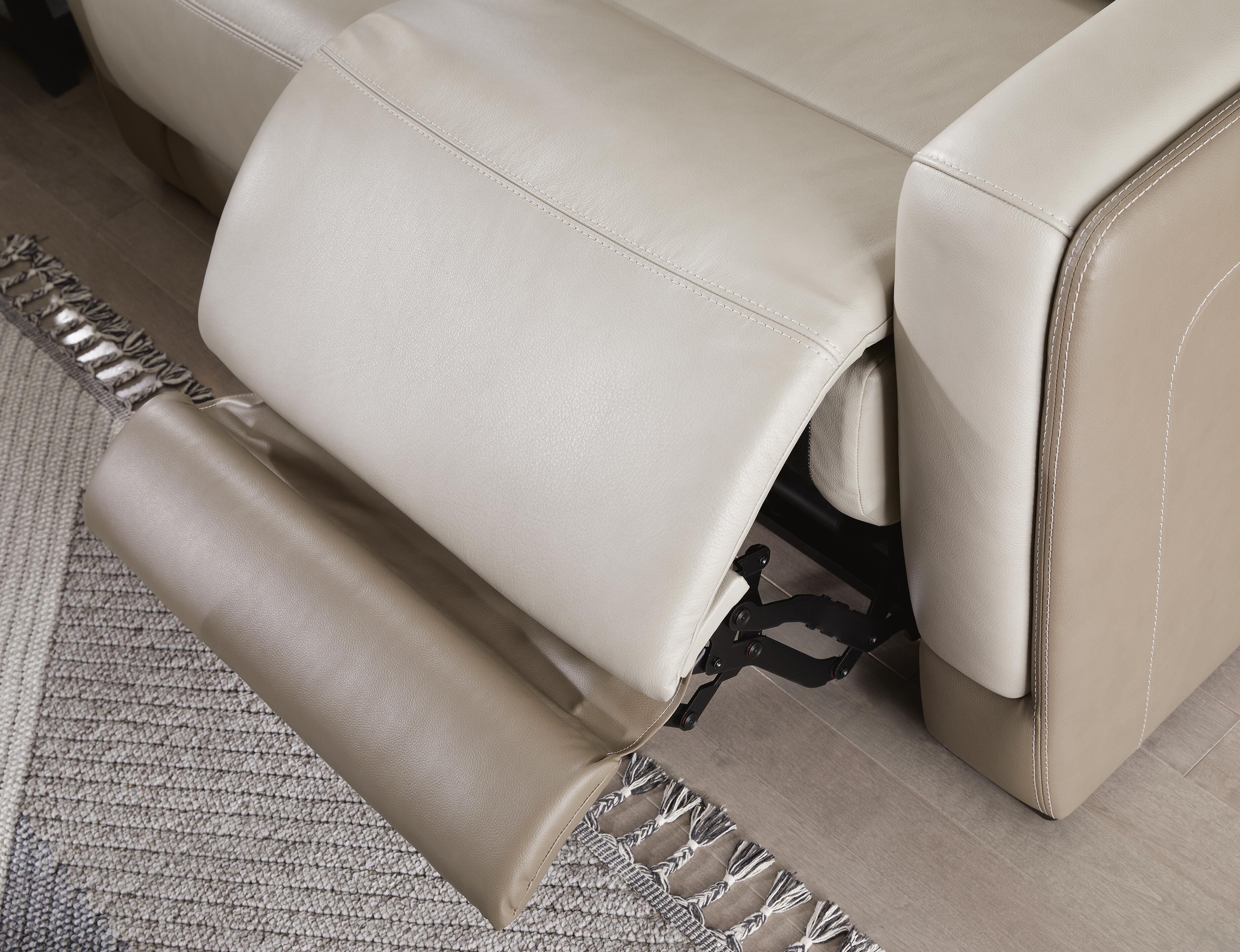 Battleville Power Reclining Sofa - image 11
