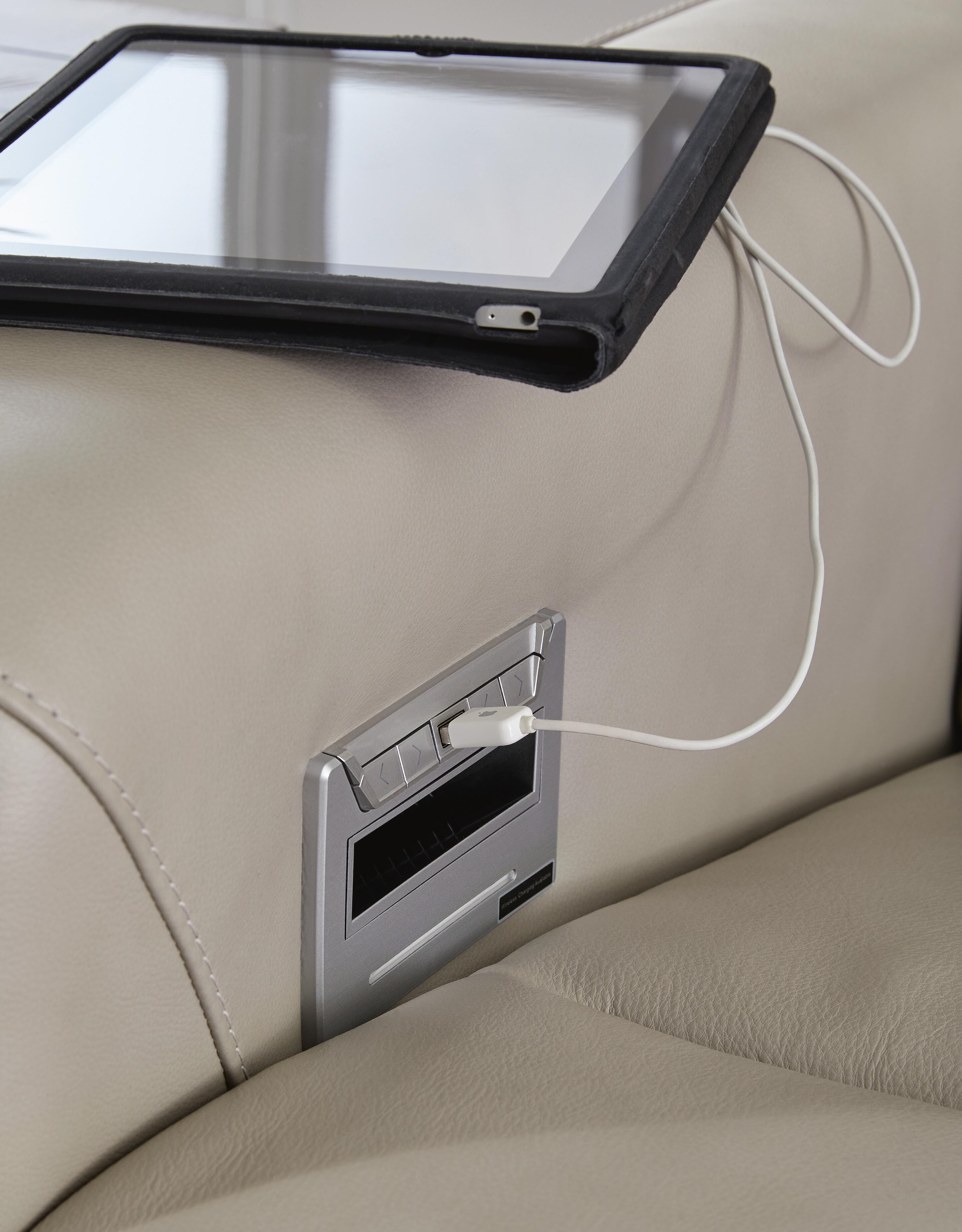 Battleville Power Reclining Sofa - image 9
