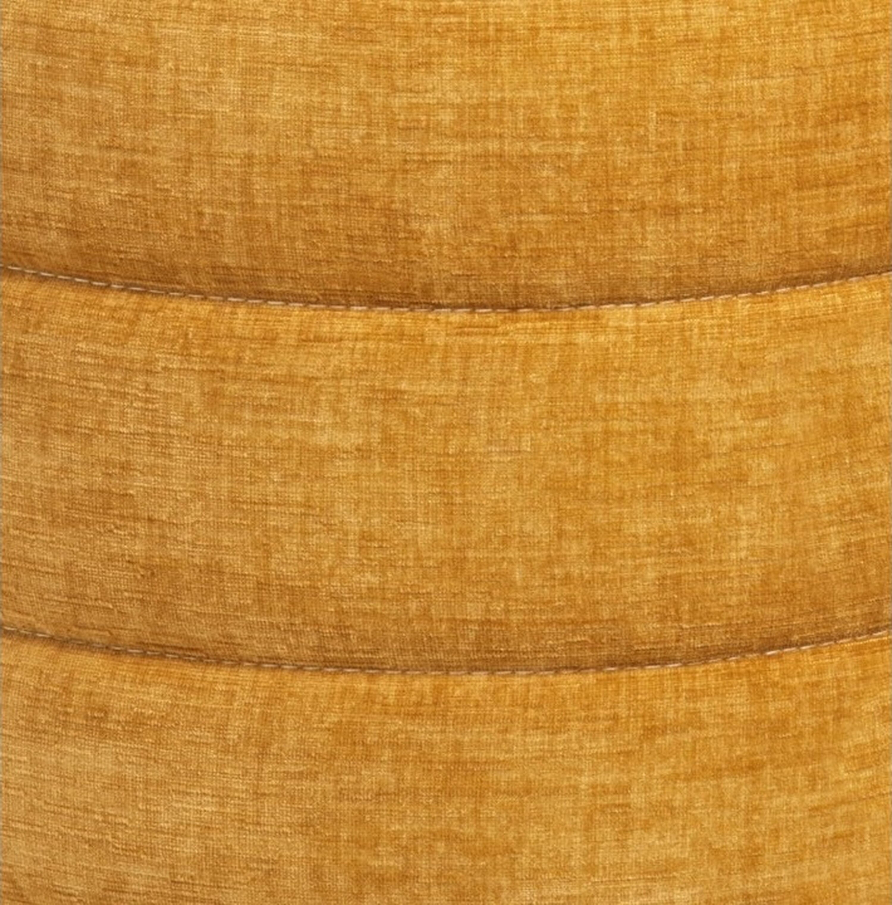 Swatch color Yellow , product with this swatch is currently selected