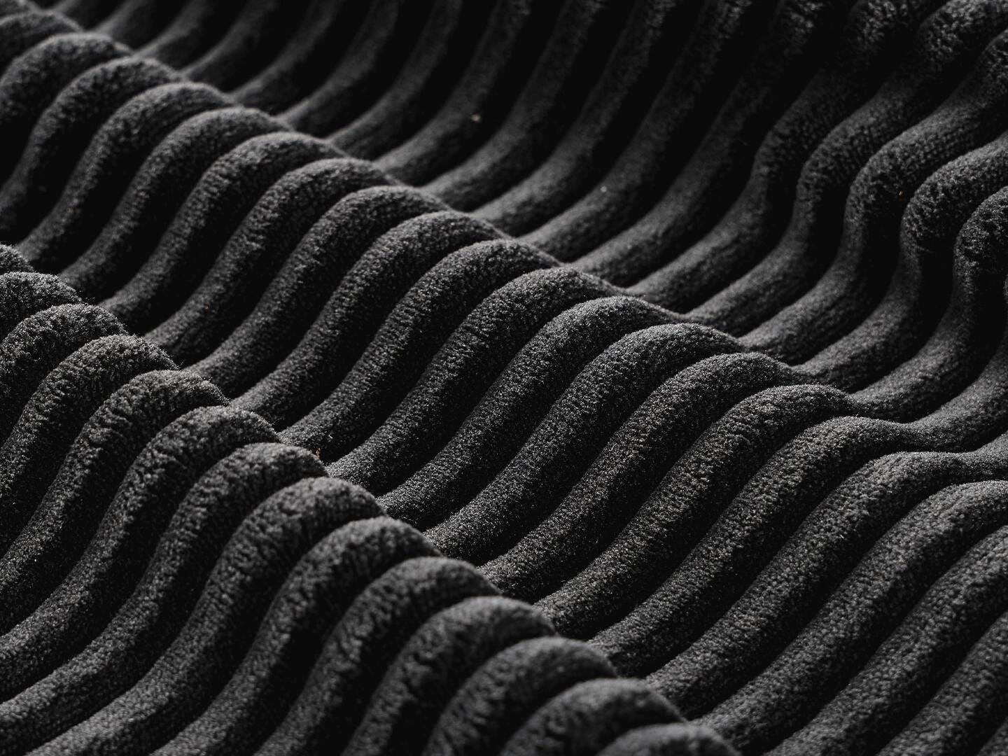 Swatch color Black , product with this swatch is currently selected
