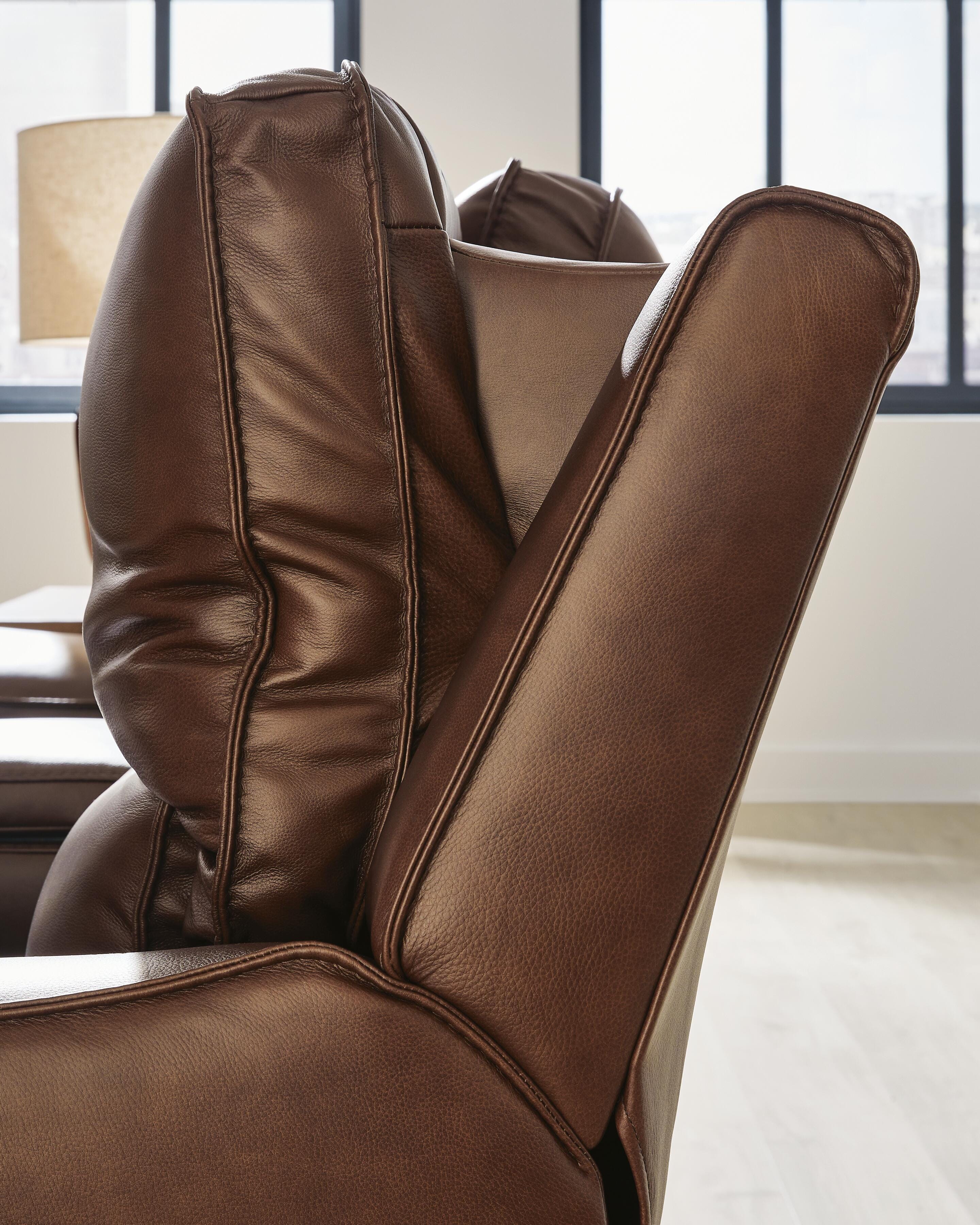Silverbrooke Power Recliner - image 9