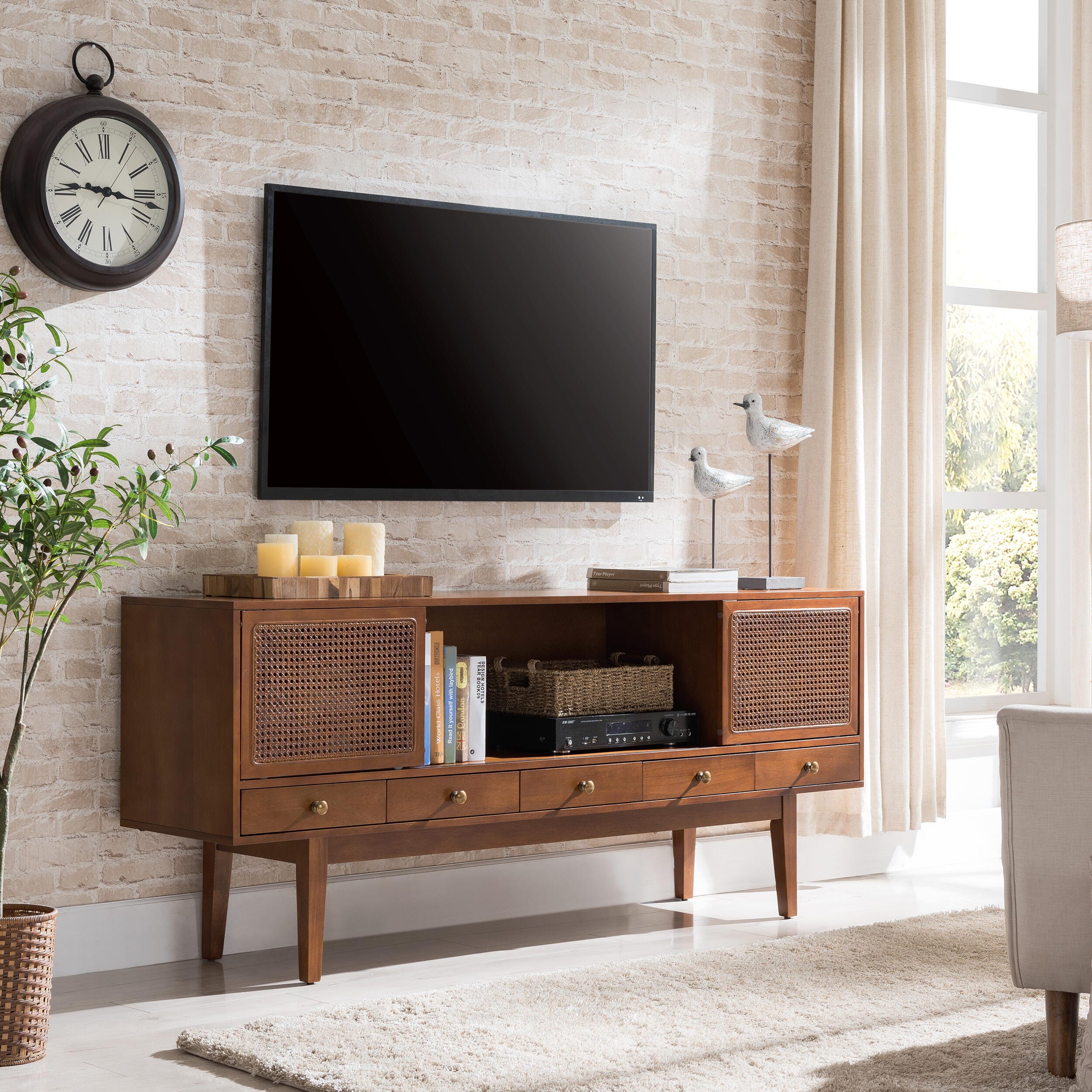 Southern Enterprises Furniture 70