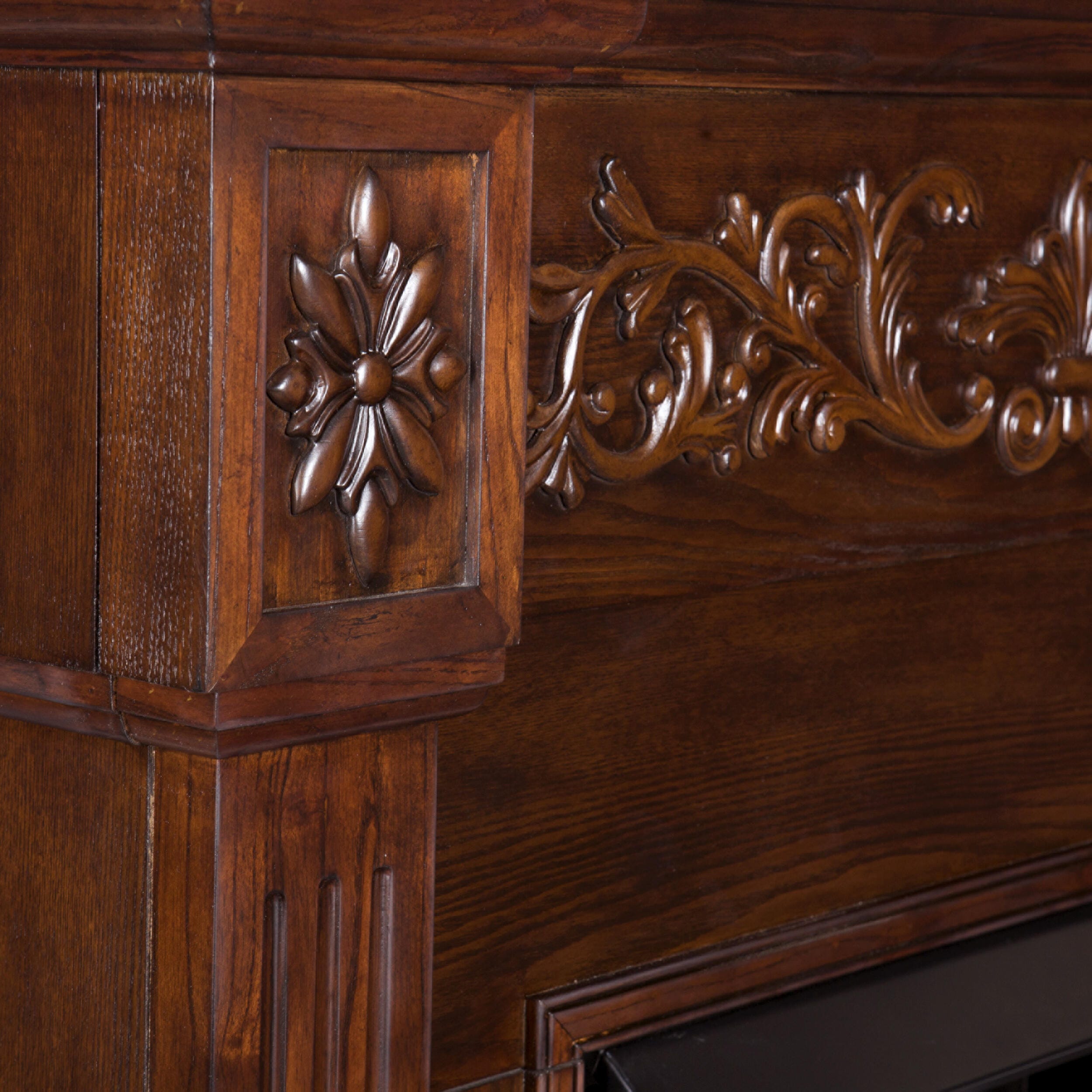 Southern Enterprises Furniture Venstinger Carved Electric
